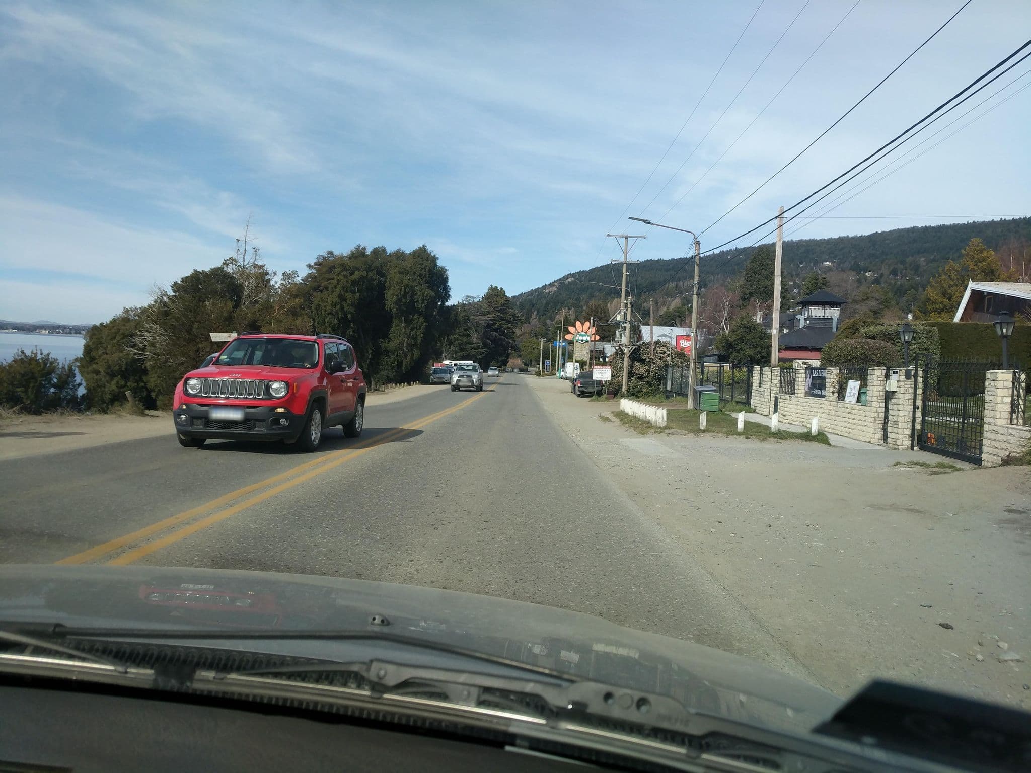 Street view near Las Liebres, San Carlos de Bariloche — © zentown (CC BY-SA · Mapillary)