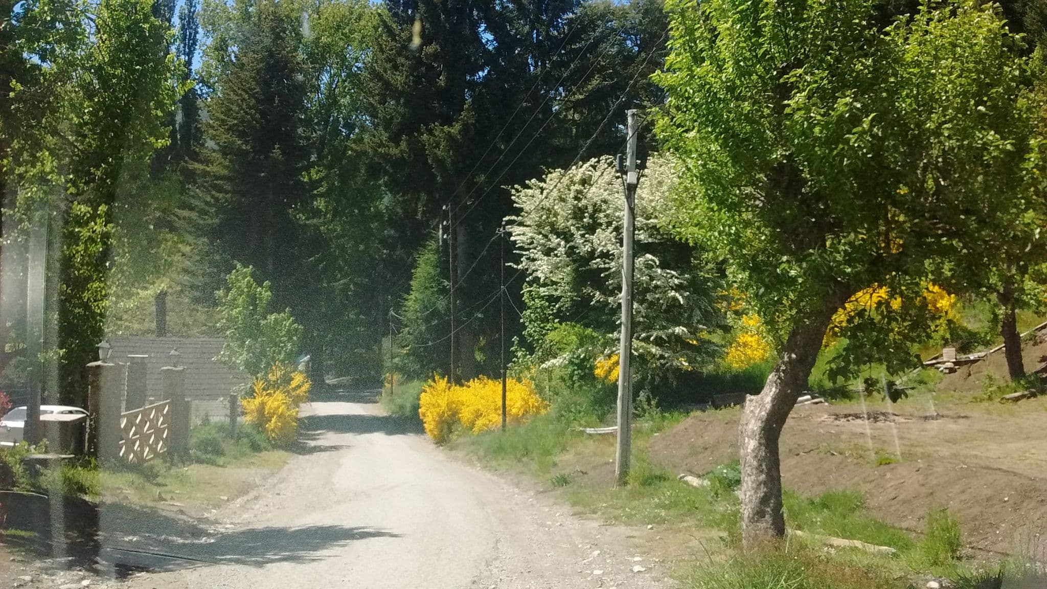 Street view near Restaurante y hostería de montaña Verde Morada, Villa La Angostura — © mweper (CC BY-SA · Mapillary)
