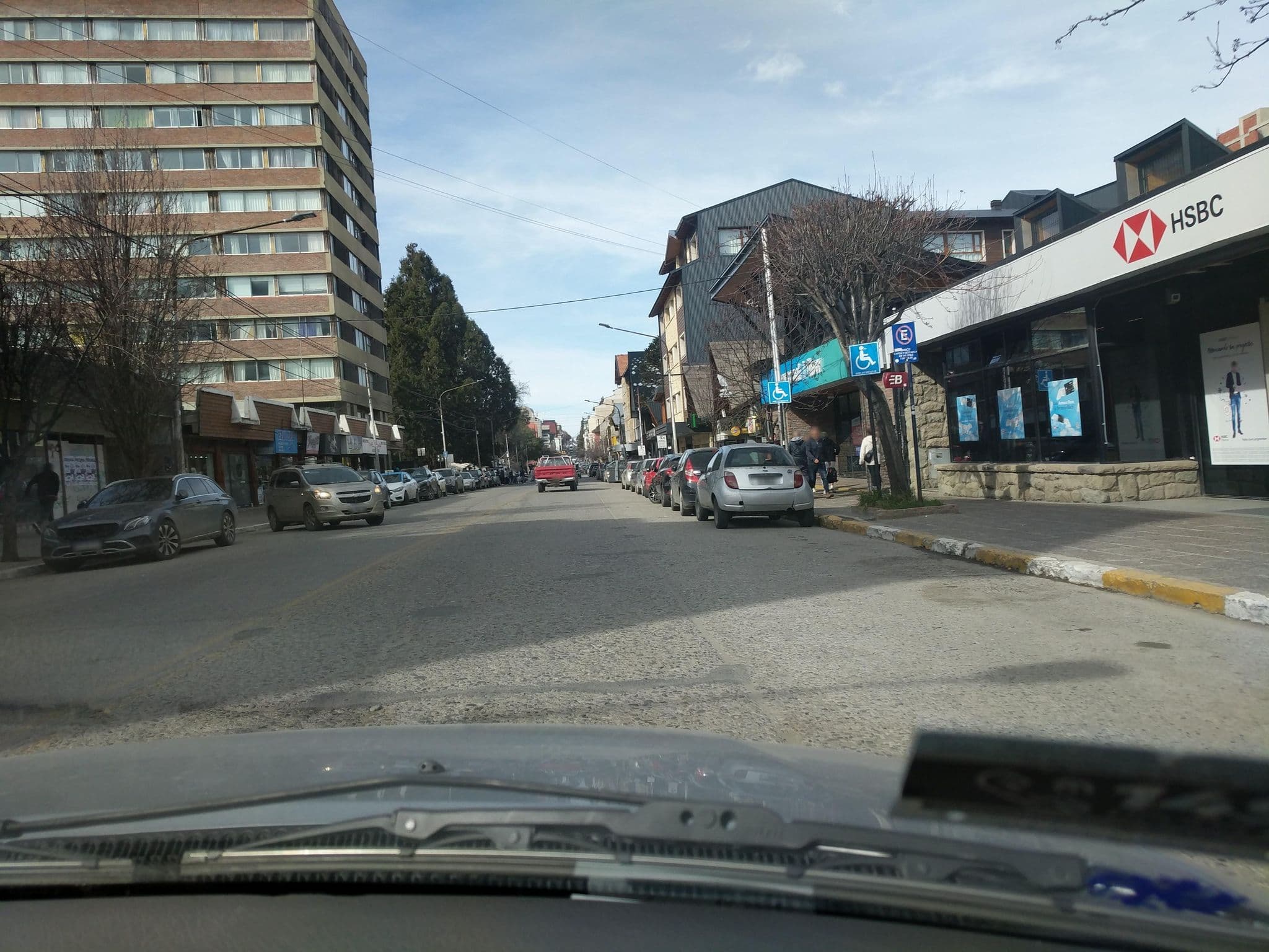 Street view near Hosteria Peumayen, San Carlos de Bariloche — © zentown (CC BY-SA · Mapillary)