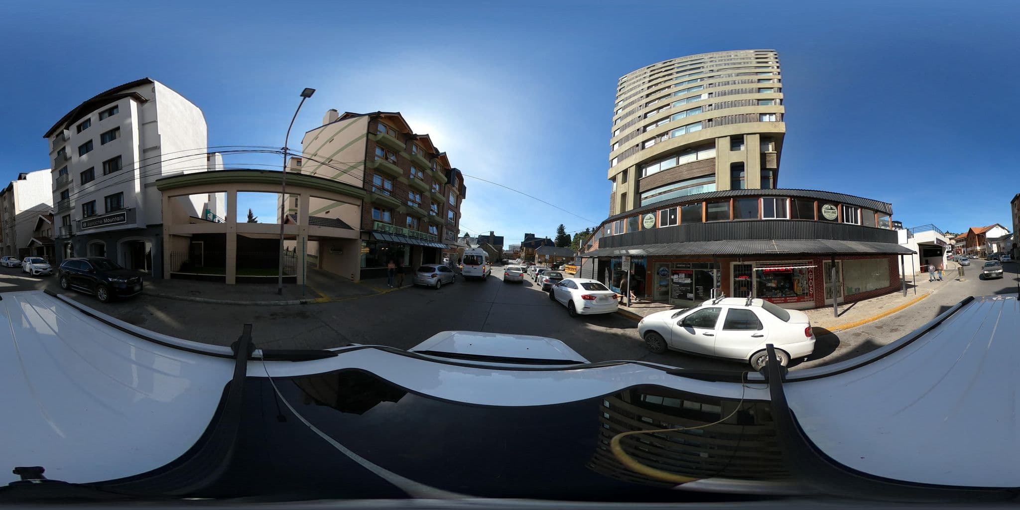 Street view near Hotel Concorde, San Carlos de Bariloche — © Kaart_Local (CC BY-SA · Mapillary)