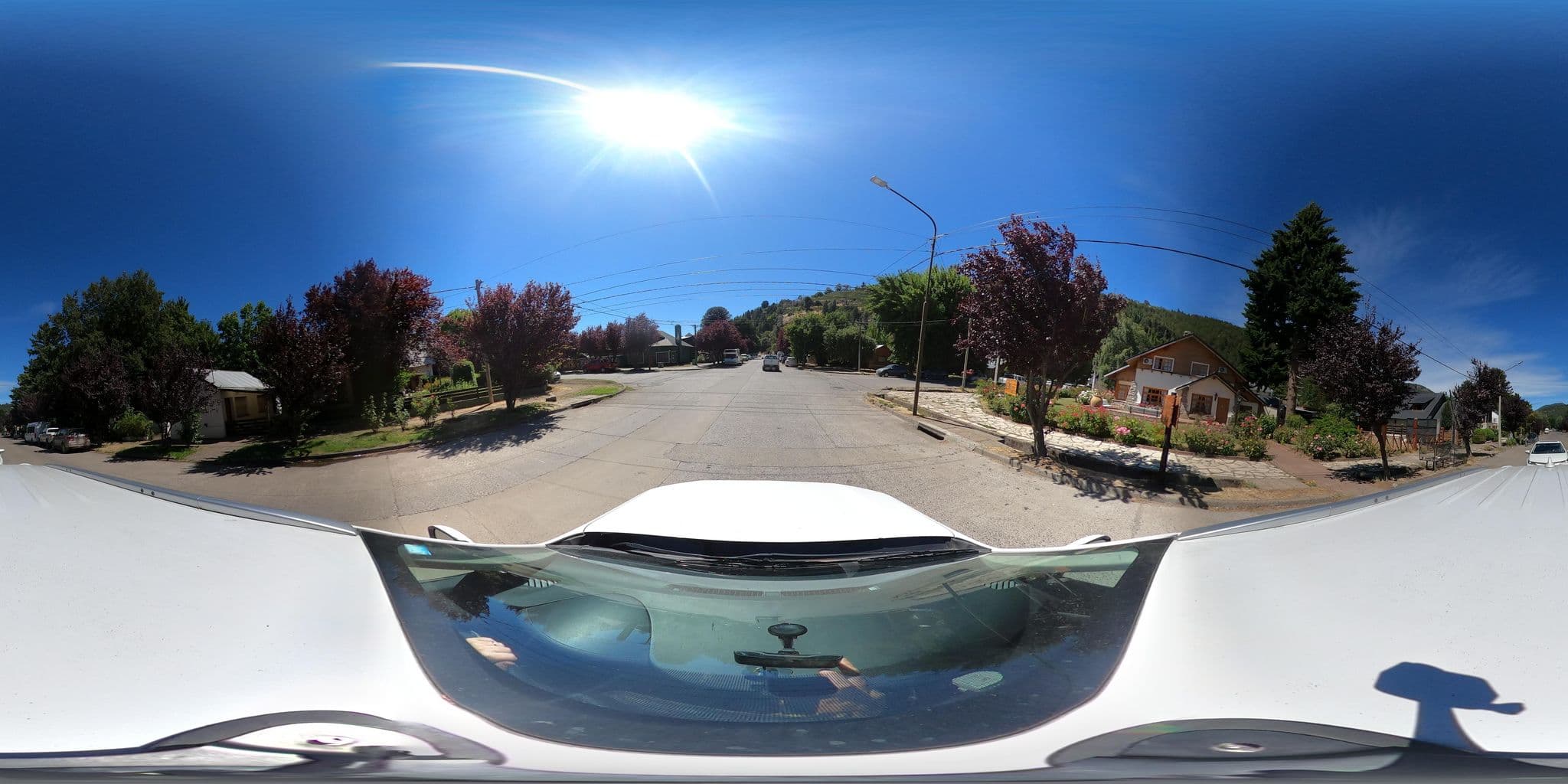 Street view near Plaza Mayor, San Martín de los Andes — © Kaart_Local (CC BY-SA · Mapillary)