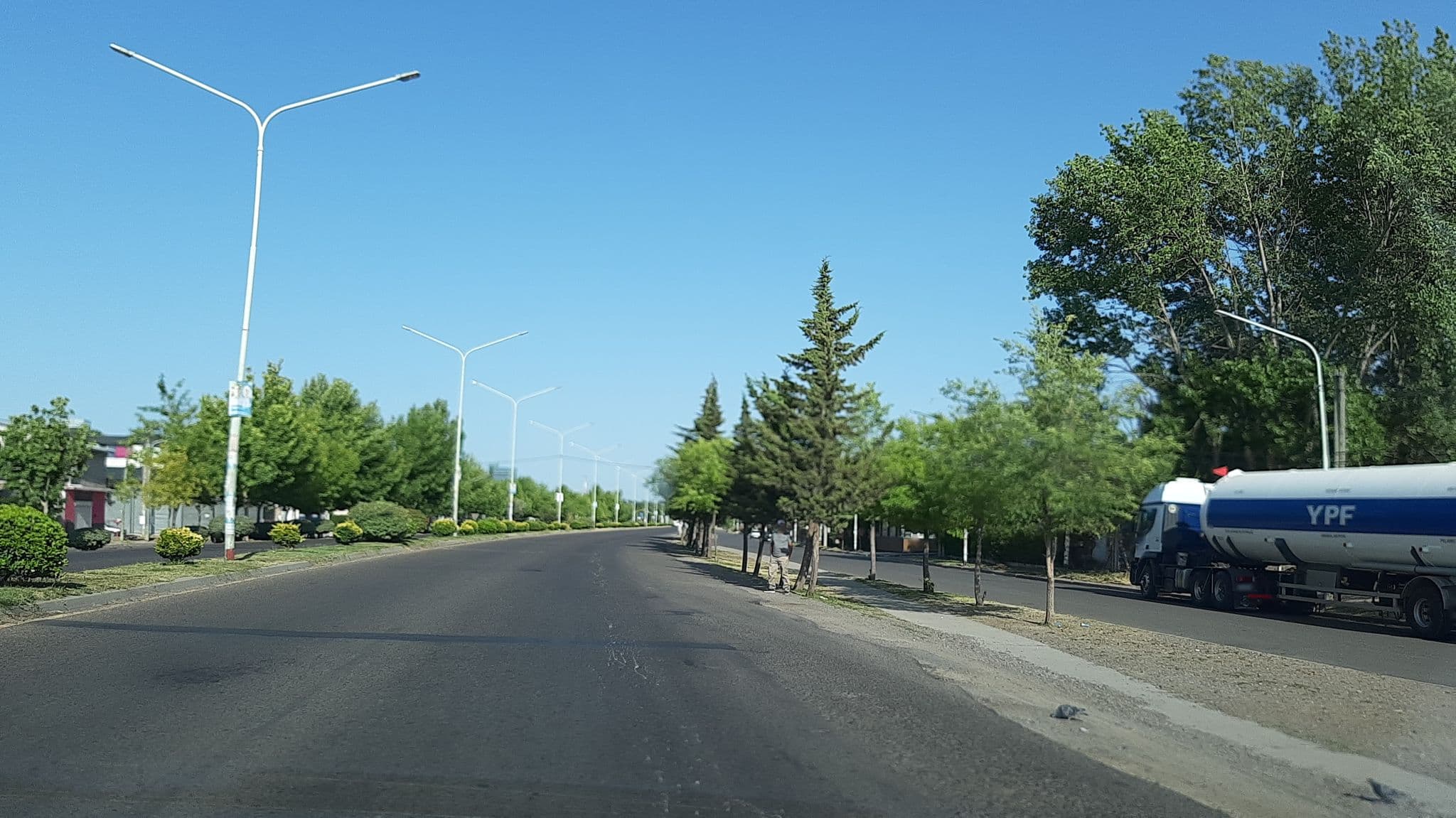 Street view near Vertientes de Neuquén, Plottier — © guillemmal (CC BY-SA · Mapillary)