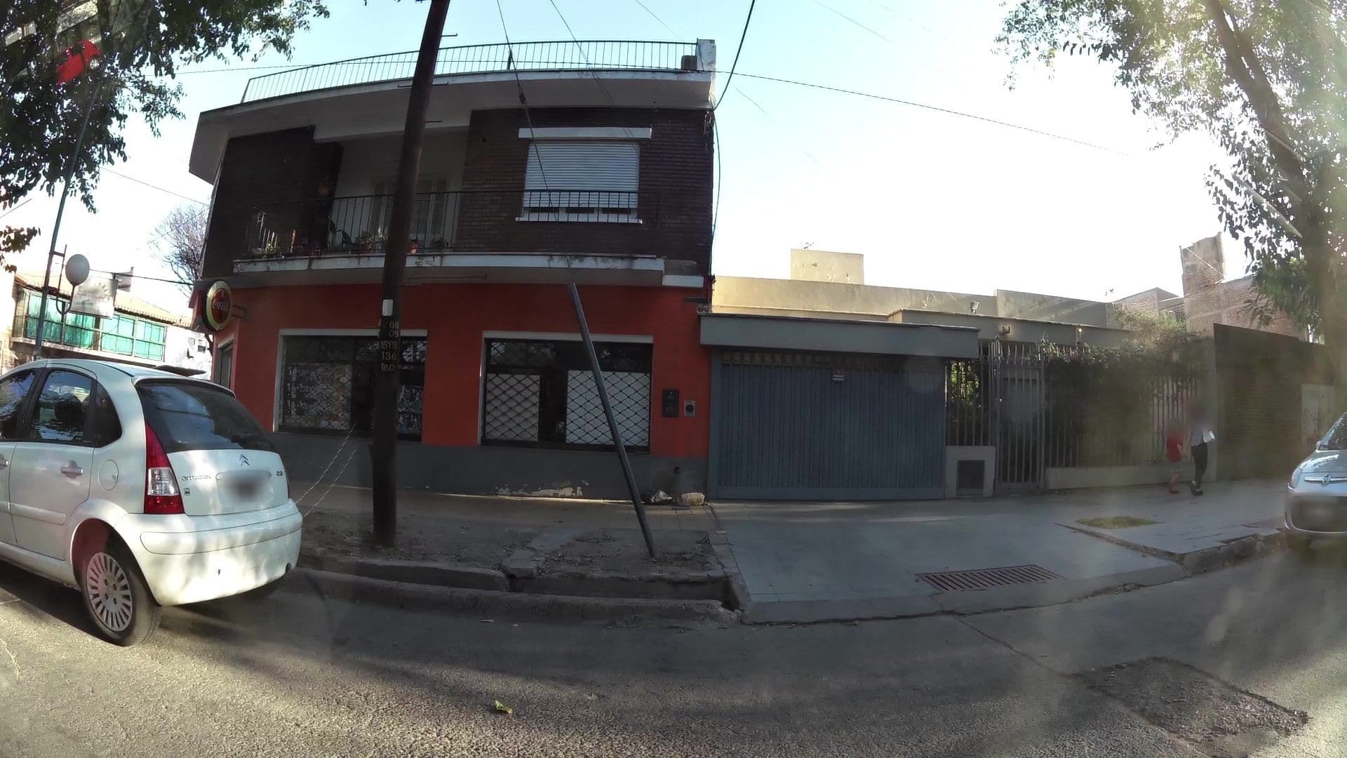 Street view near Howard Jonson, Mendoza — © kaartcam (CC BY-SA · Mapillary)