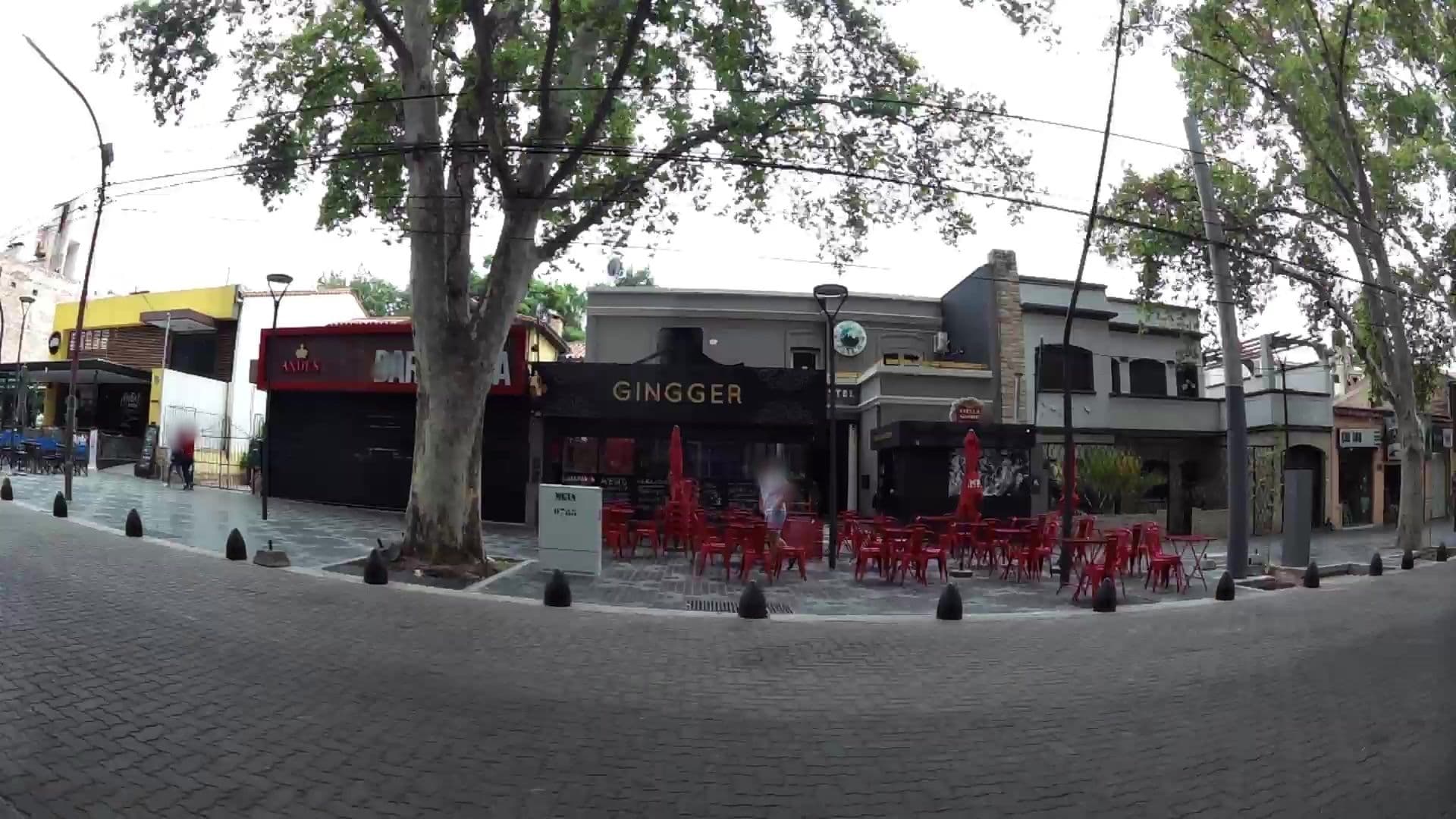 Street view near Breakpoint Hostel, Mendoza — © kaartcam (CC BY-SA · Mapillary)