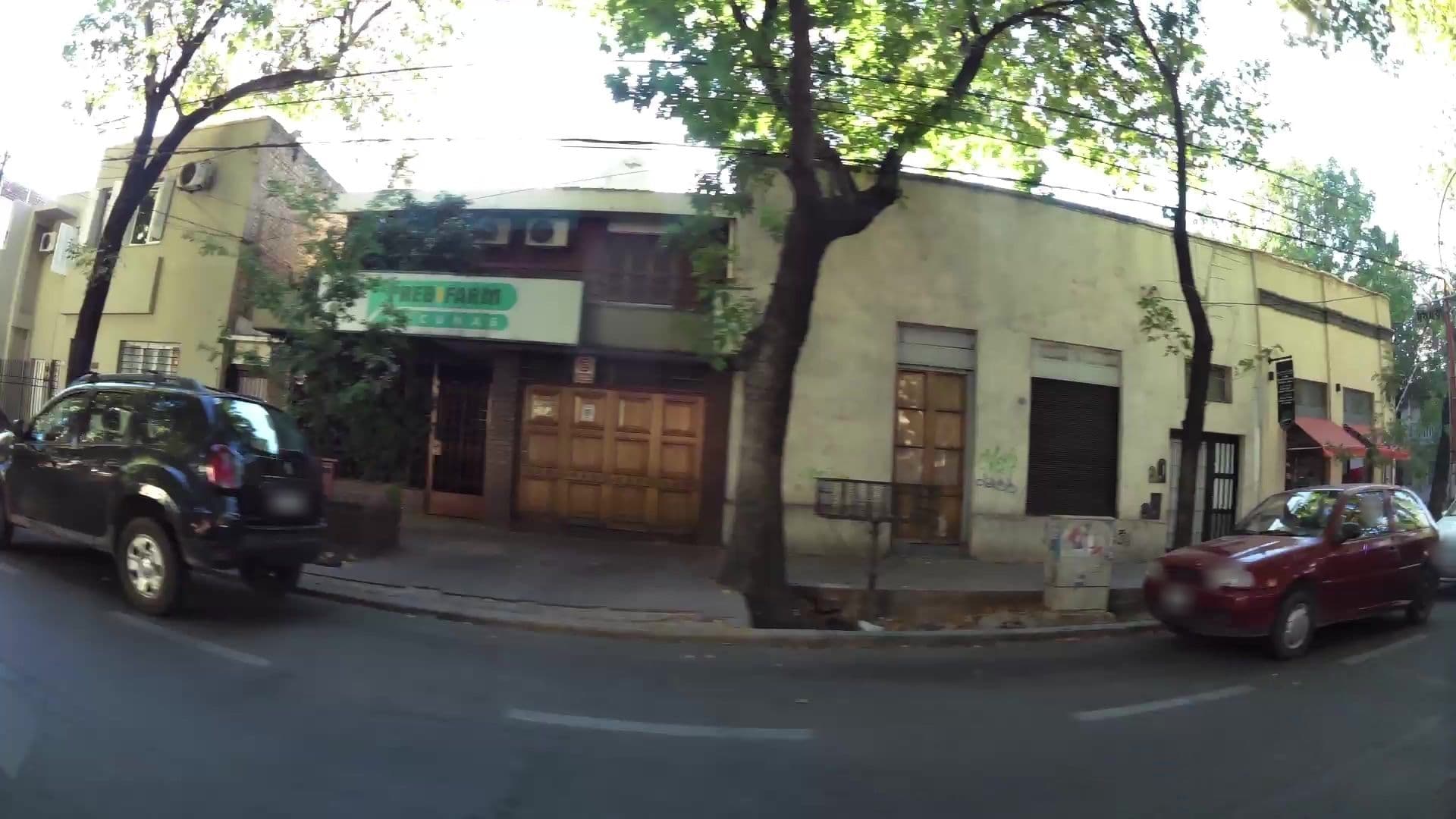 Street view near Hostel Trotamundos, Mendoza — © kaartcam (CC BY-SA · Mapillary)