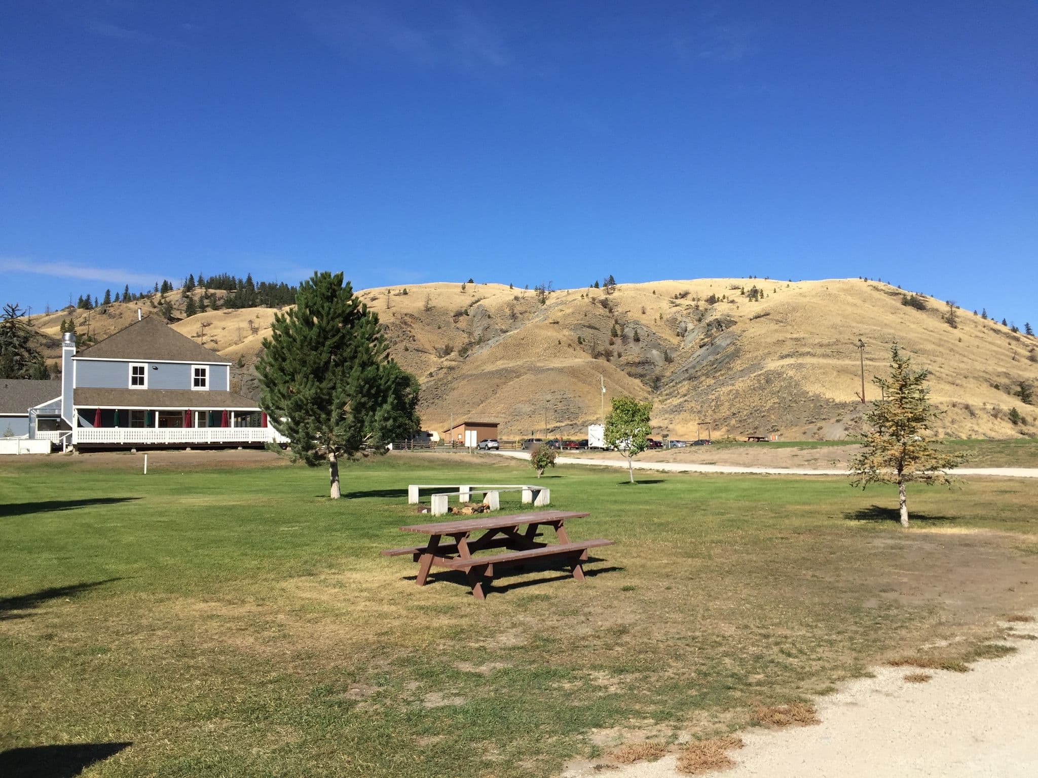 Street view near Historic Hat Creek Ranch, Cache Creek — © postgelb (CC BY-SA · Mapillary)