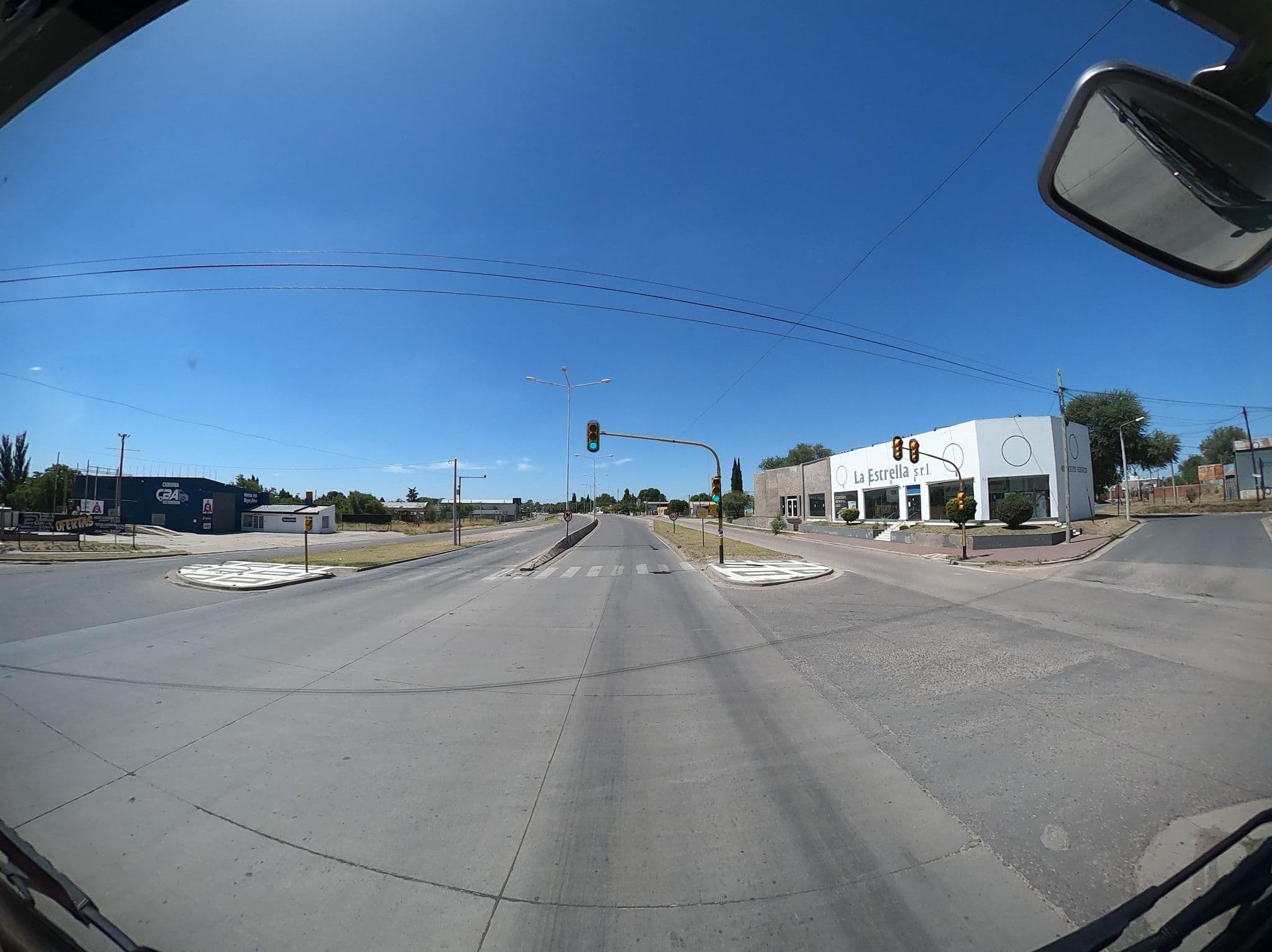 Street view near hotel La Delfina, Santa Rosa — © santamariense (CC BY-SA · Mapillary)