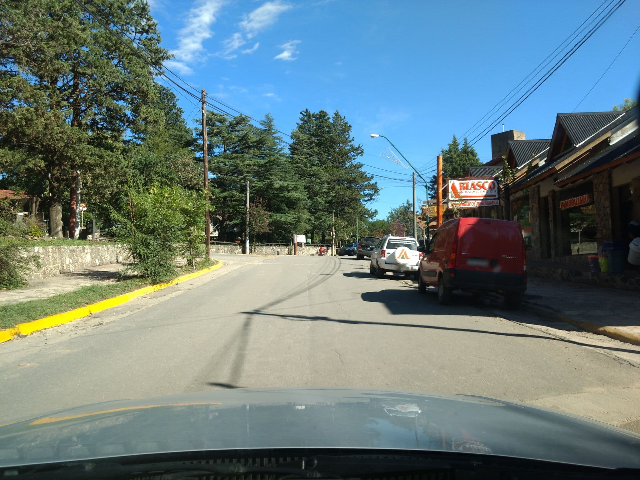 Street view near VGB Hostel, Villa General Belgrano — © herver (CC BY-SA · Mapillary)