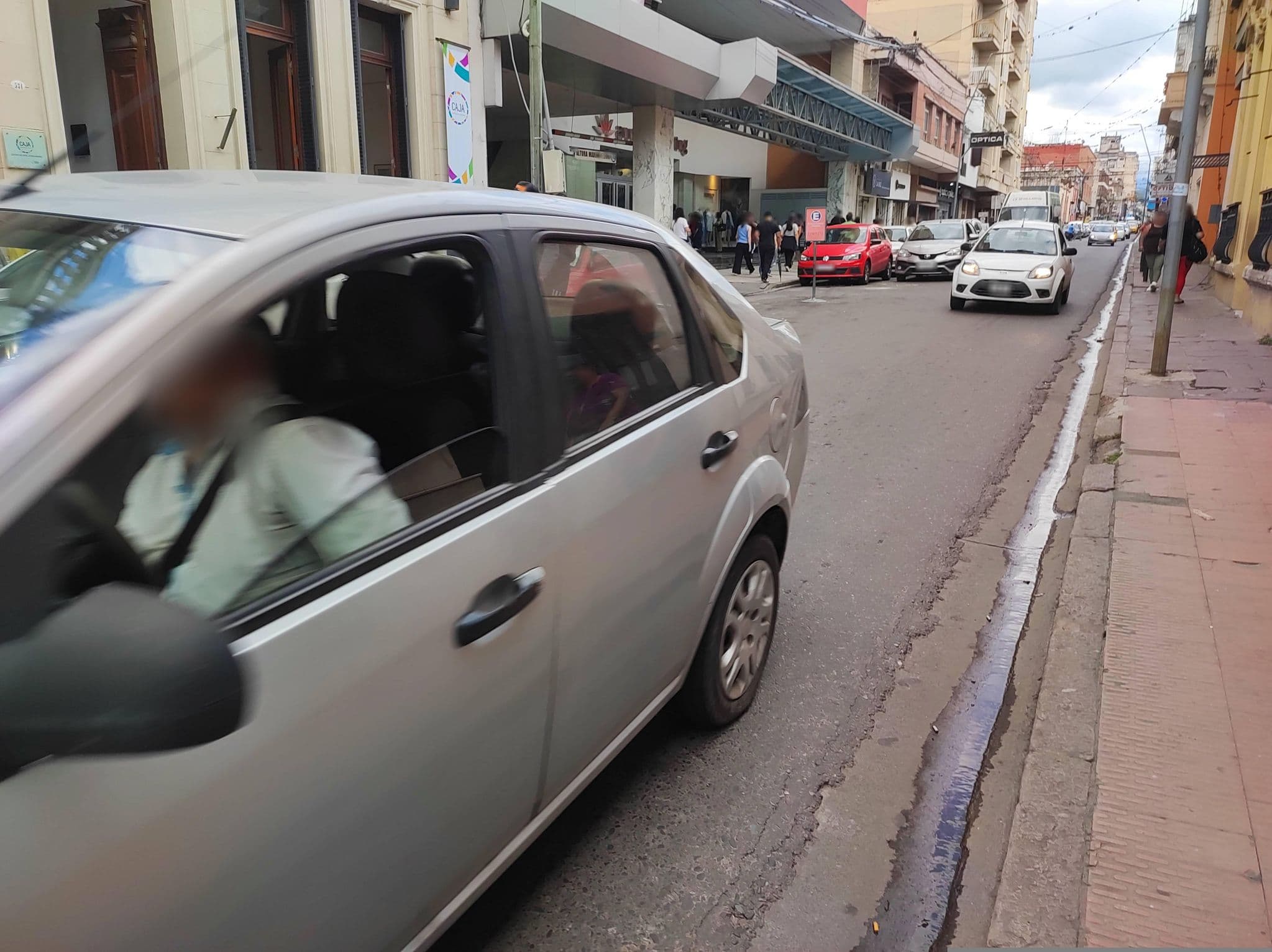 Street view near Hostelina, San Salvador de Jujuy — © diegokrein (CC BY-SA · Mapillary)