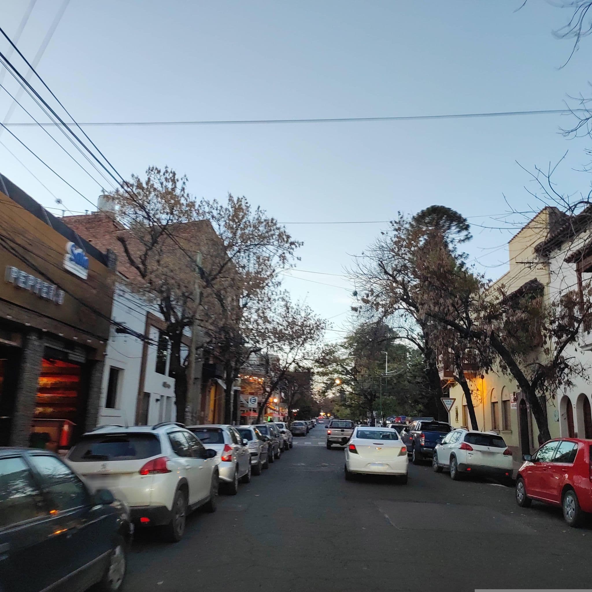 Street view near Apart Hotel los Balcones, Salta — © diegokrein (CC BY-SA · Mapillary)