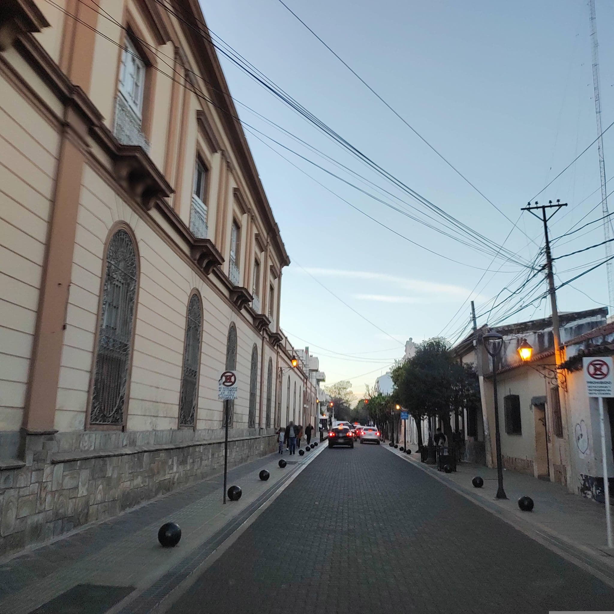Street view near Chawasi Departamentos, Salta — © diegokrein (CC BY-SA · Mapillary)