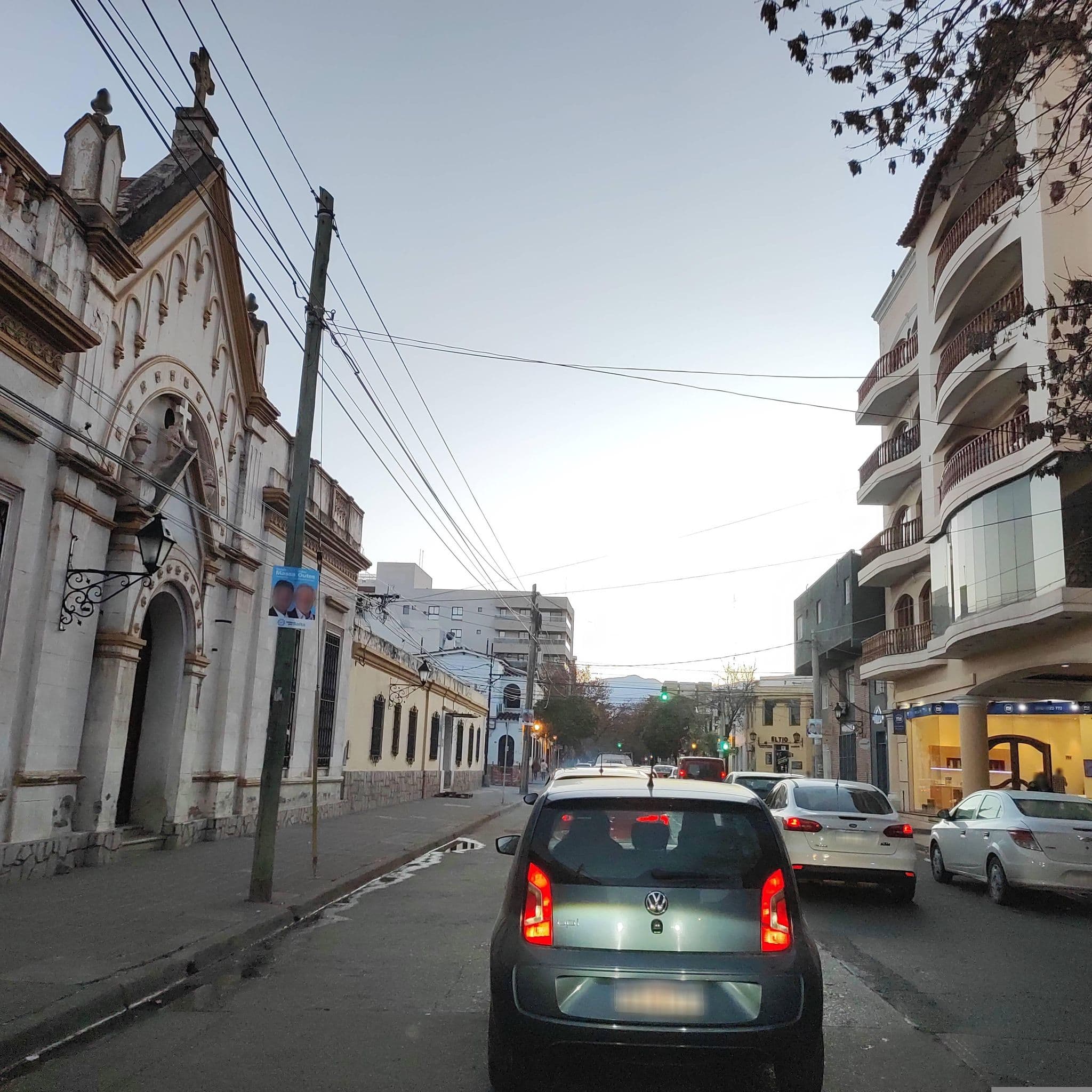 Street view near Apart y Hotel Ibero Argentina, Salta — © diegokrein (CC BY-SA · Mapillary)