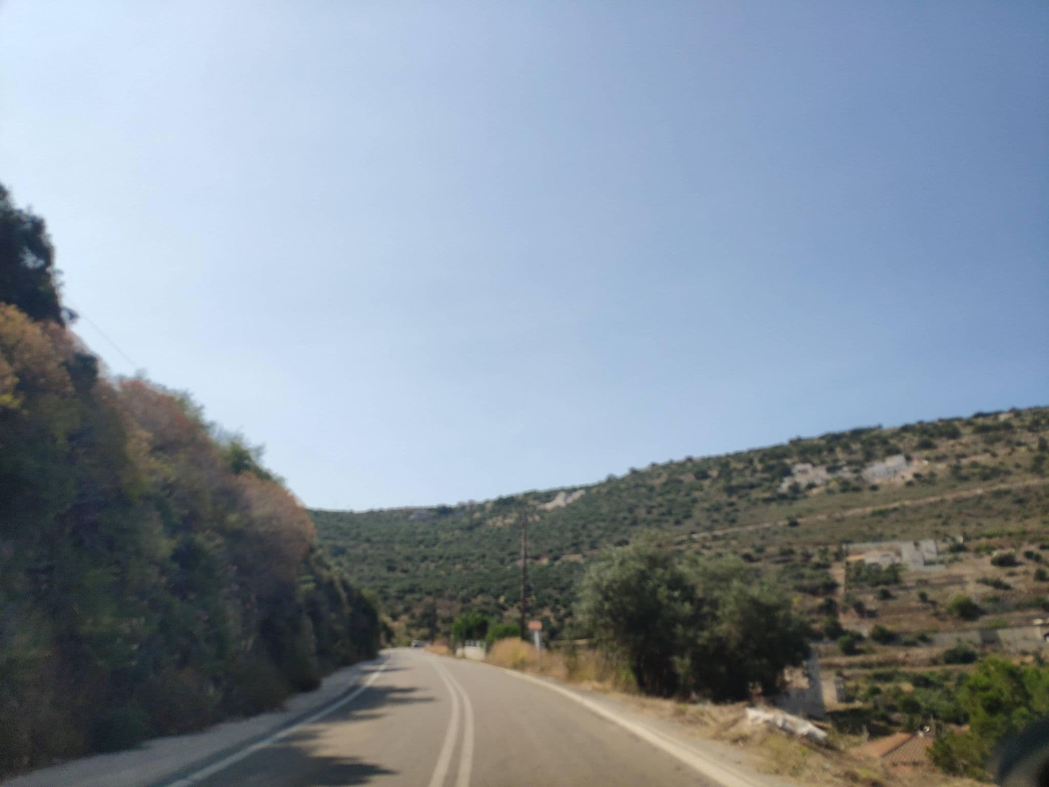 Street view near Vina's Stone House, Oítilon — © pppetros (CC BY-SA · Mapillary)