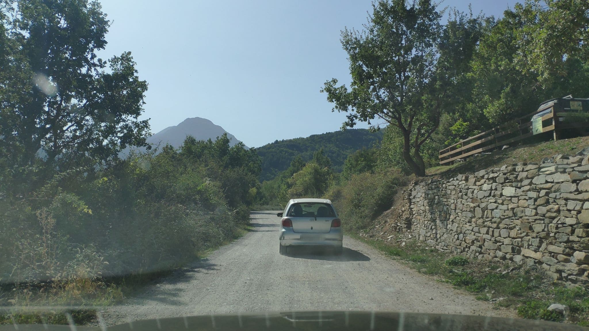 Street view near Εύχαρις Filoxenon, Evrostína — © pppetros (CC BY-SA · Mapillary)