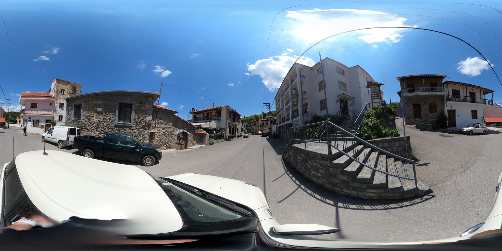 Street view near Ξενοδοχείο Άγιος Πέτρος, Ástros — © efikour (CC BY-SA · Mapillary)