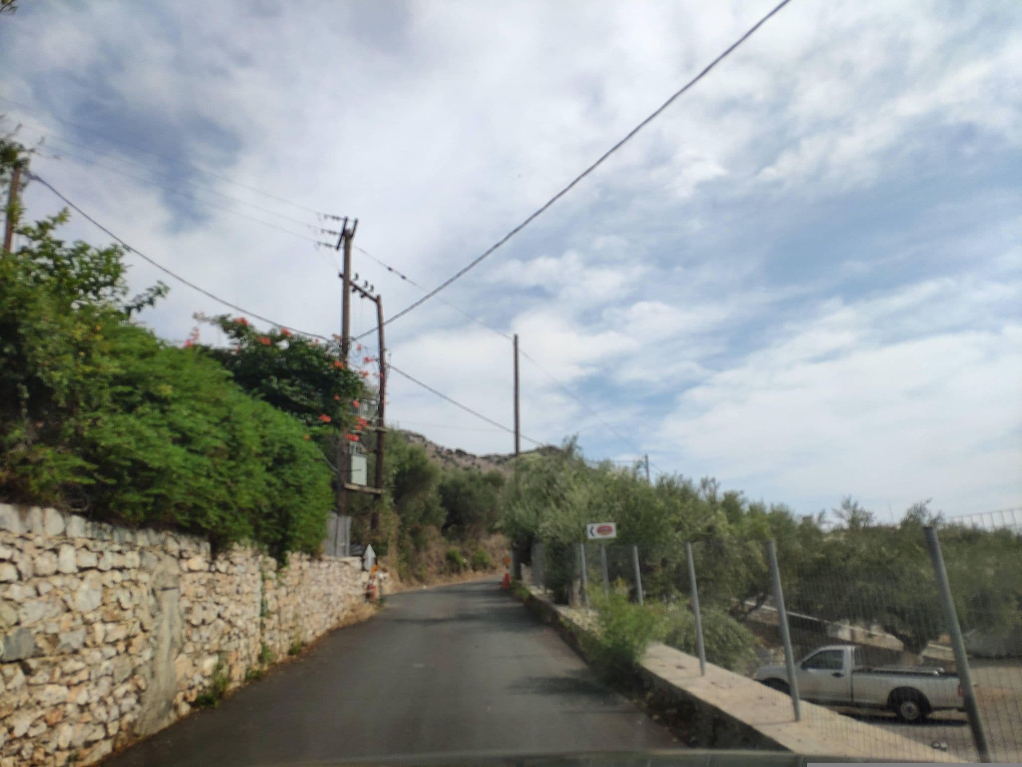 Street view near Kavos Bay, Oítilon — © pppetros (CC BY-SA · Mapillary)
