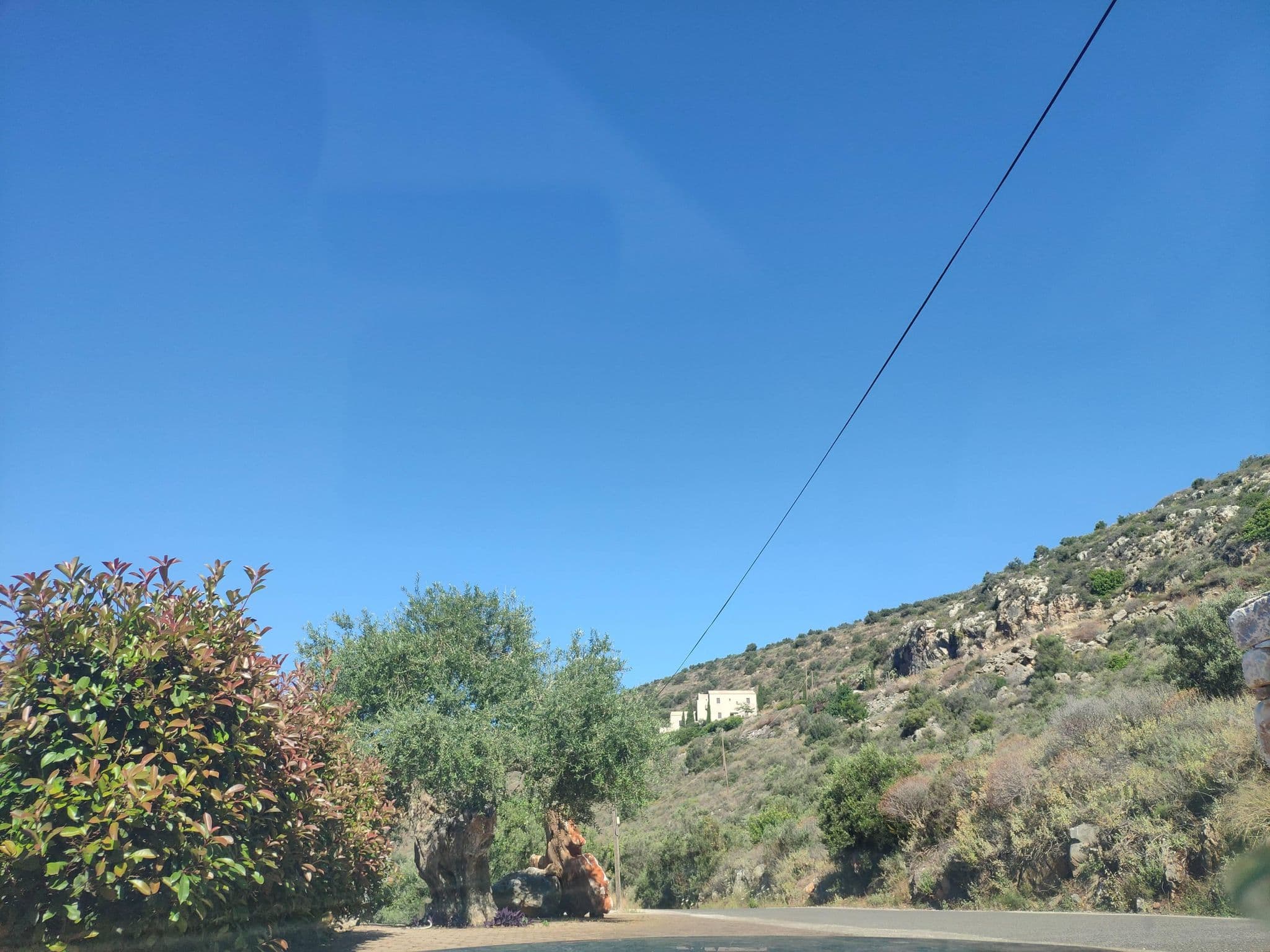 Street view near Akrolithi Boutique Hotel & Suites, Oítilon — © pppetros (CC BY-SA · Mapillary)
