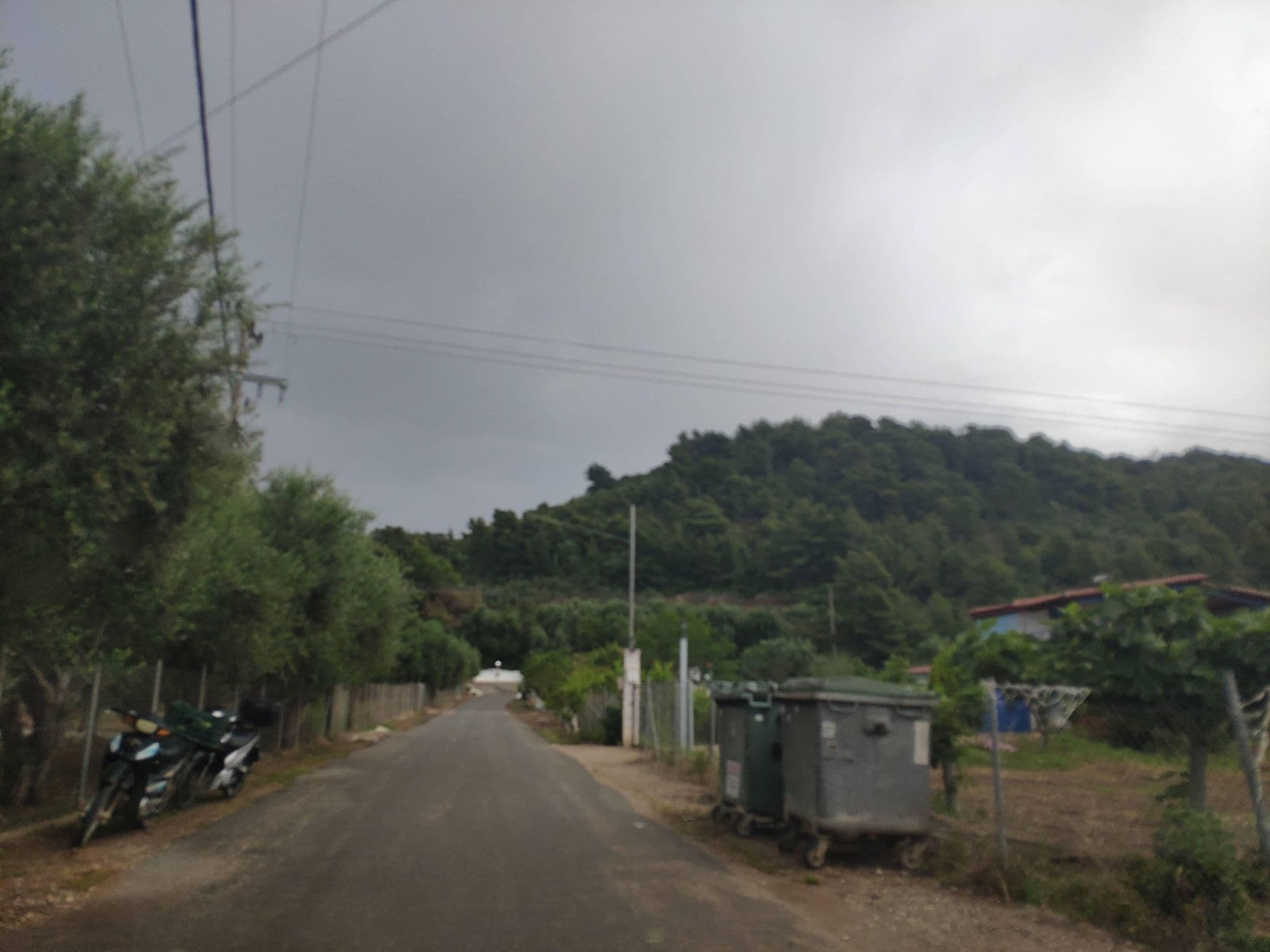 Street view near Diamond Elea, Avlón — © pppetros (CC BY-SA · Mapillary)