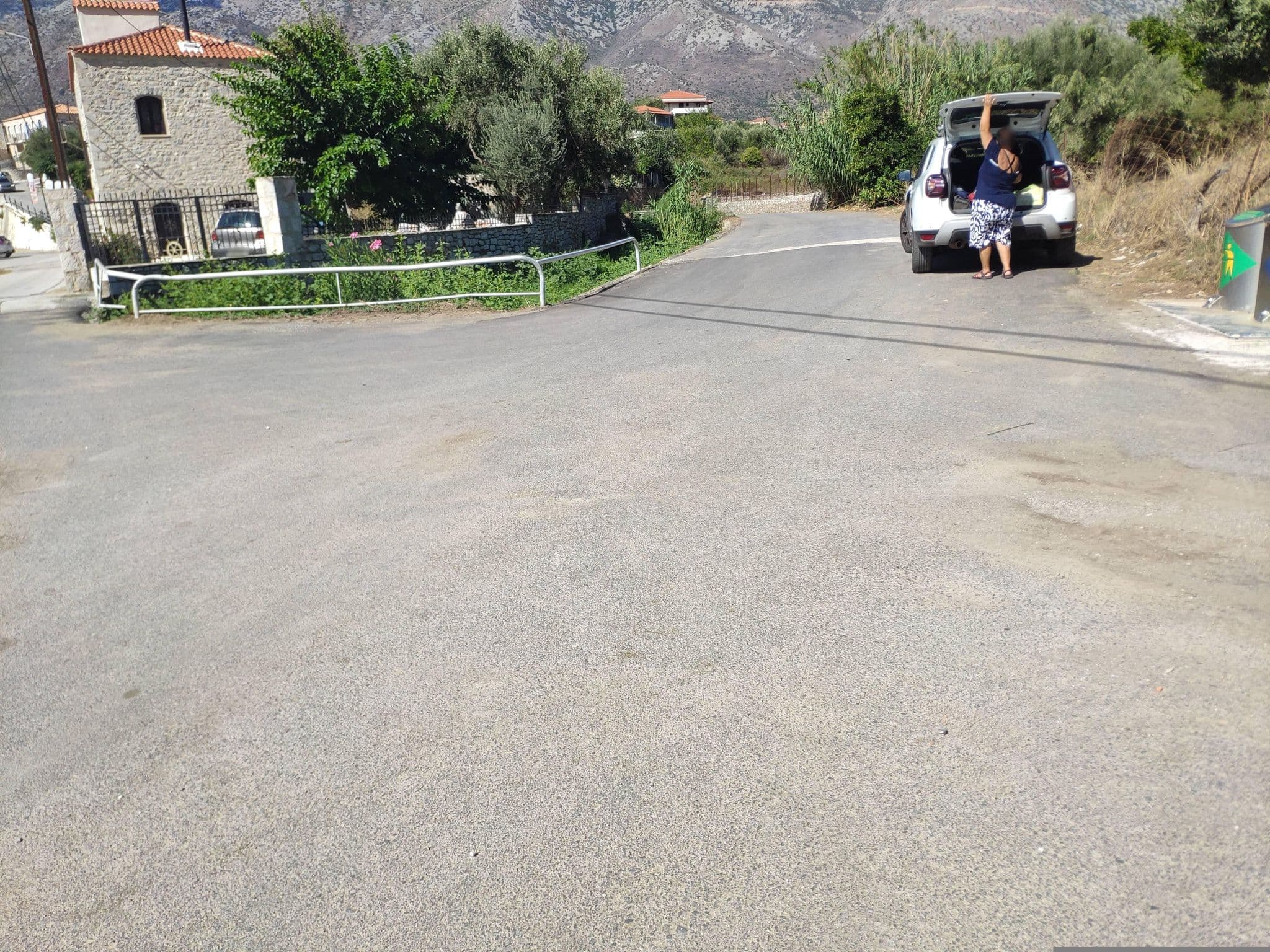 Street view near Hotel Xenios Zeus (Kotronas), Oítilon — © pppetros (CC BY-SA · Mapillary)