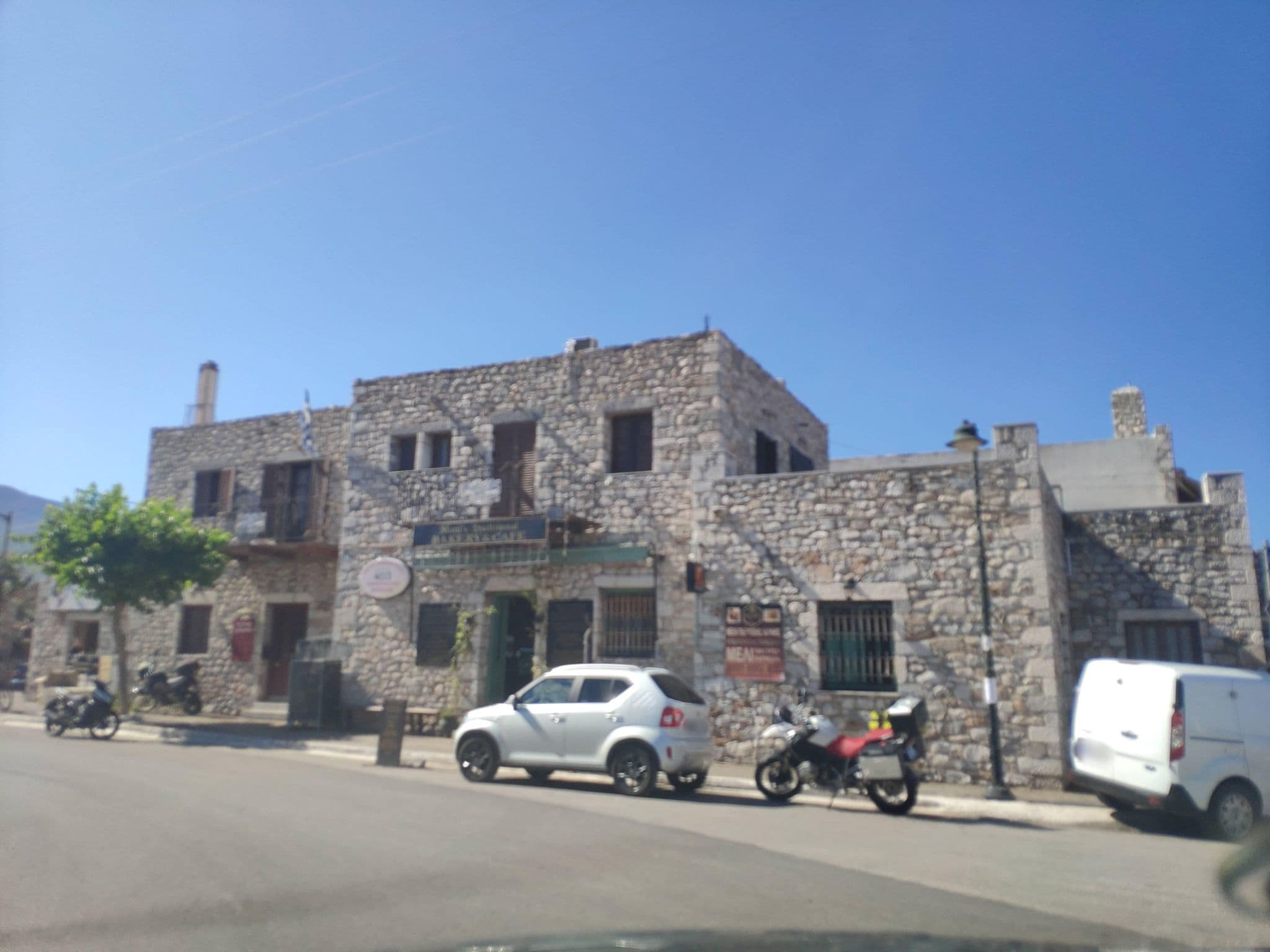 Street view near Hotel Mani, Oítilon — © pppetros (CC BY-SA · Mapillary)