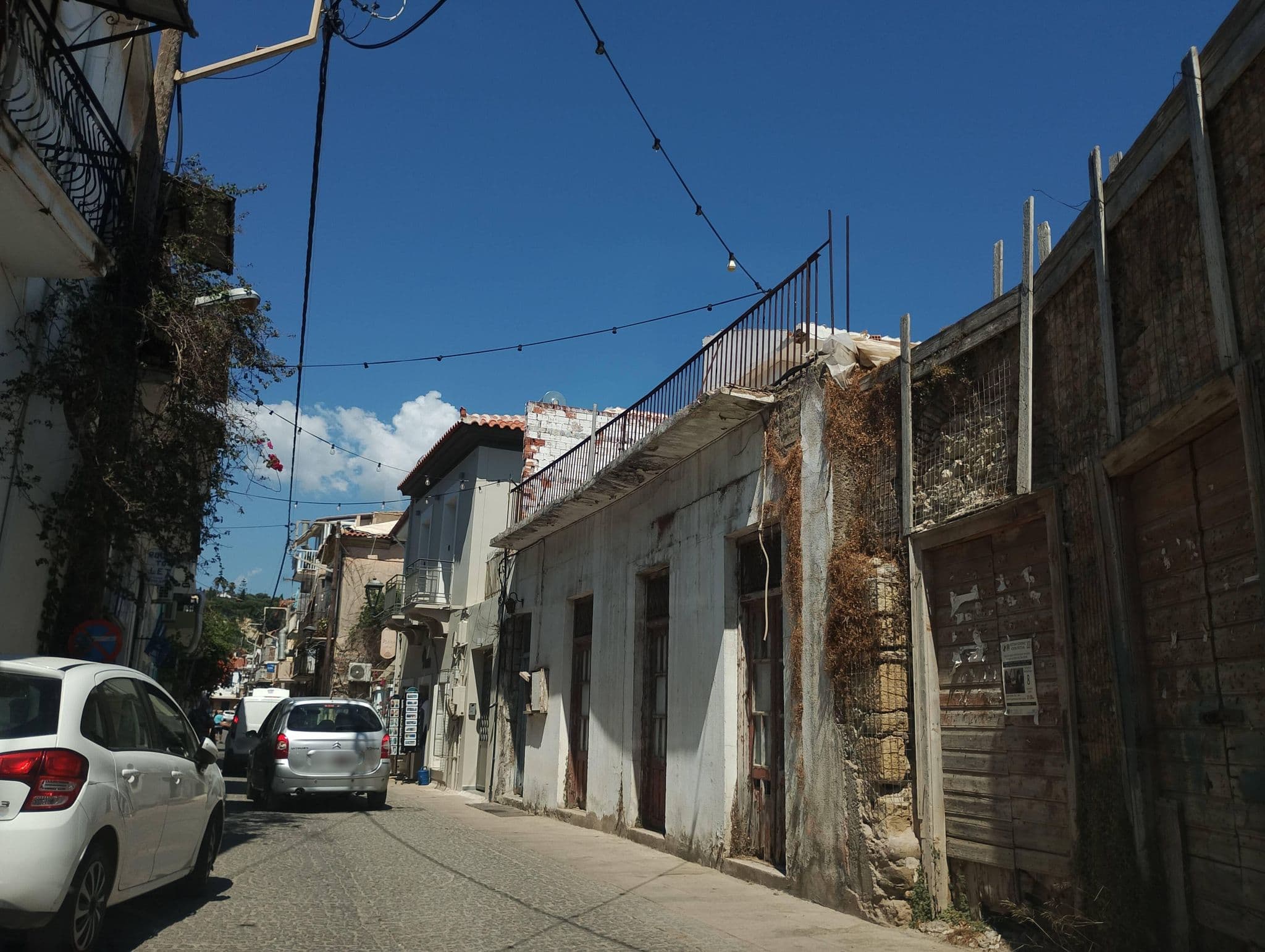 Street view near Άγκυρα, Koróni — © George_210 (CC BY-SA · Mapillary)