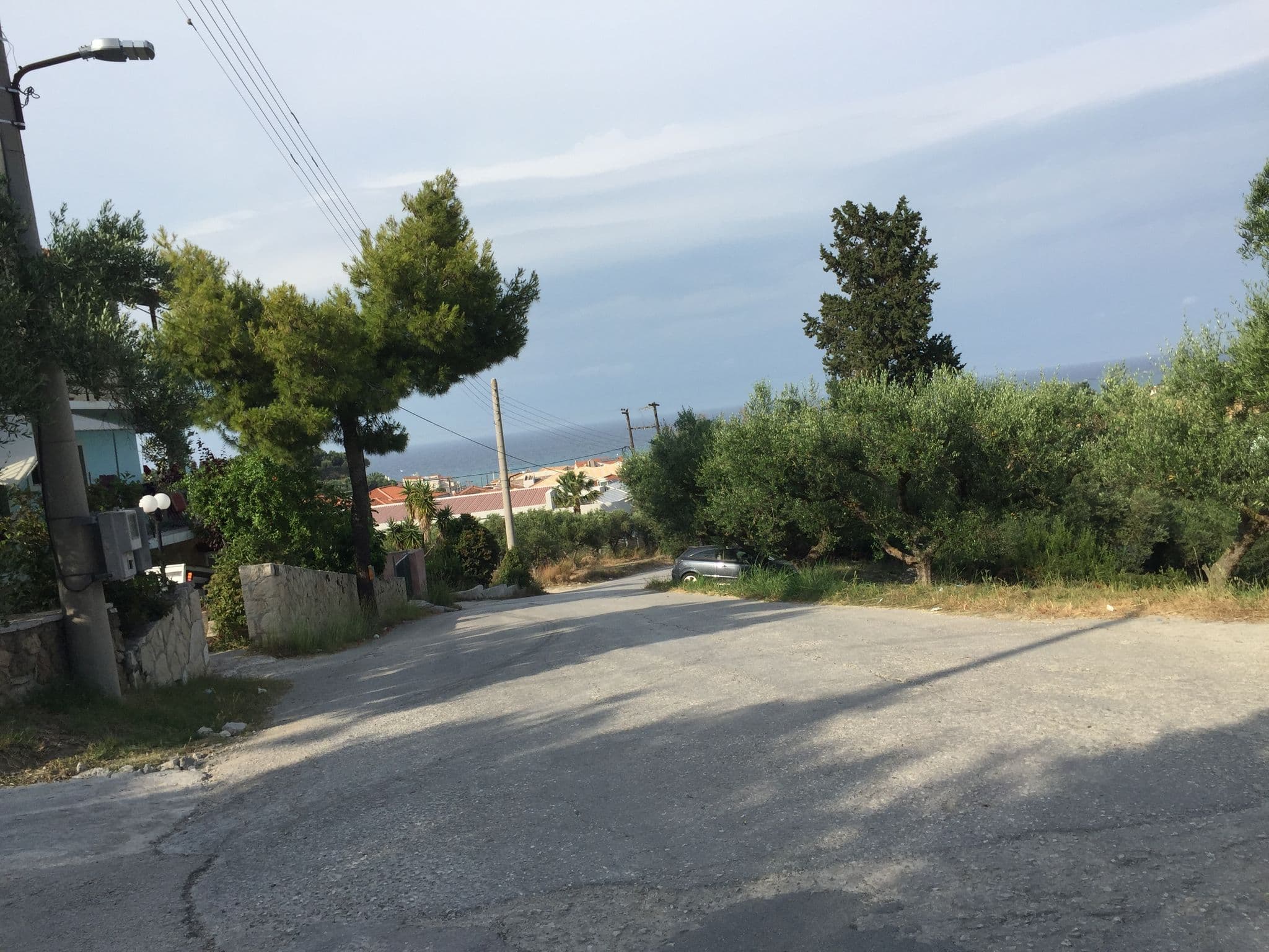 Street view near Yiannis Studios, Plános — © railorama (CC BY-SA · Mapillary)