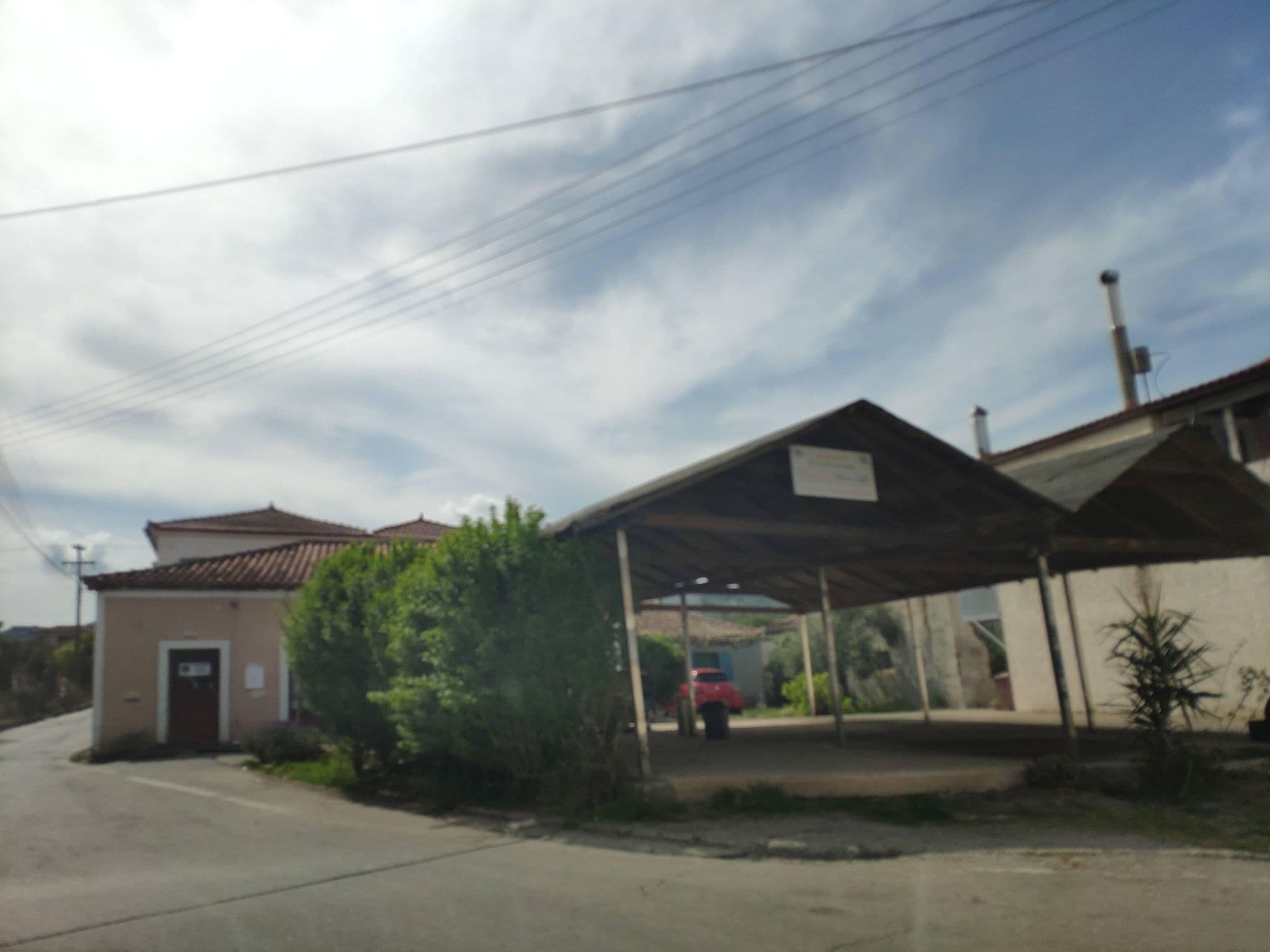 Street view near ενοικιαζόμενα δωμάτια Αγγελικα, Koróni — © pppetros (CC BY-SA · Mapillary)