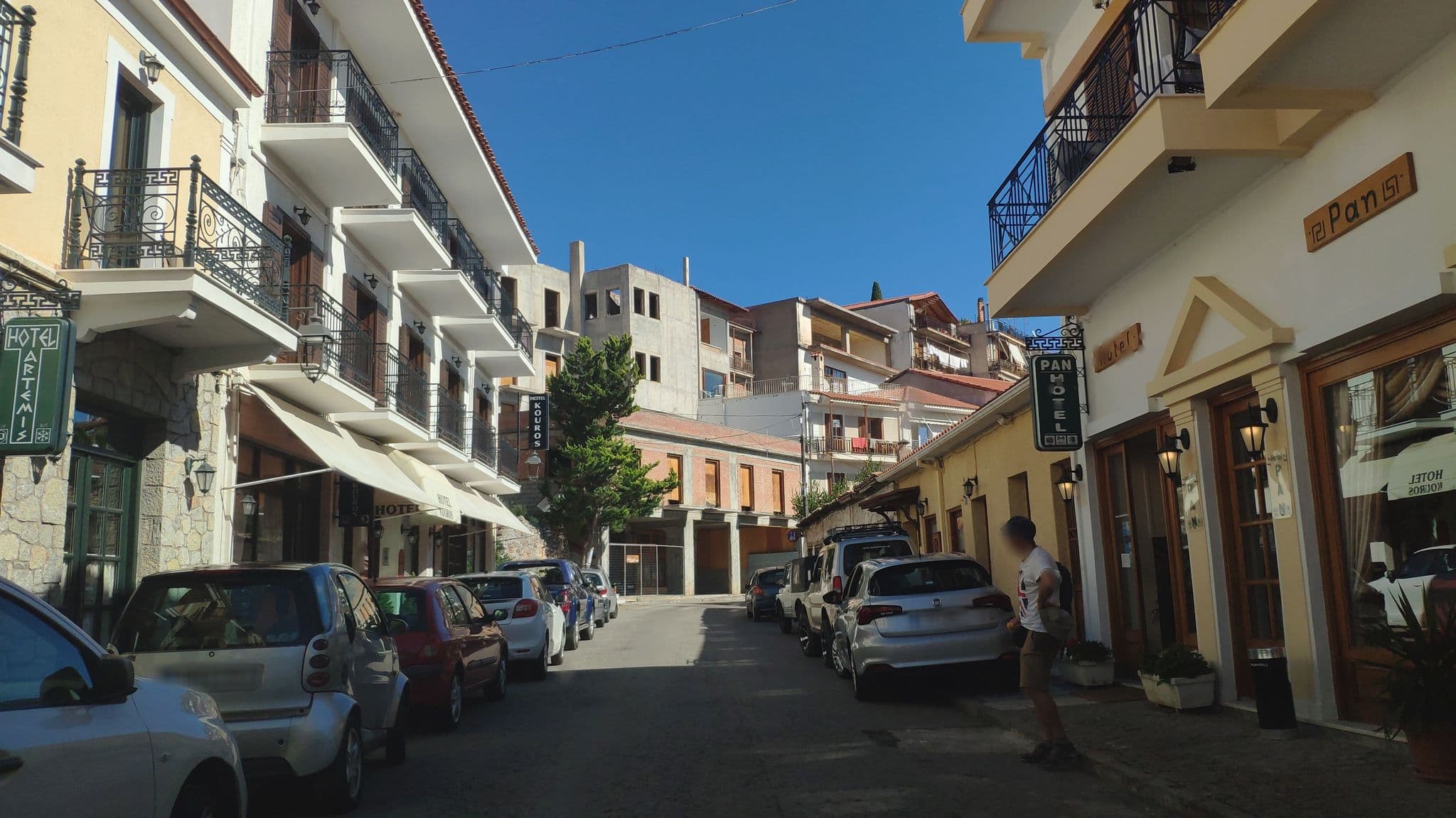 Street view near Pan Artemis Hotel, Delphi — © pppetros (CC BY-SA · Mapillary)