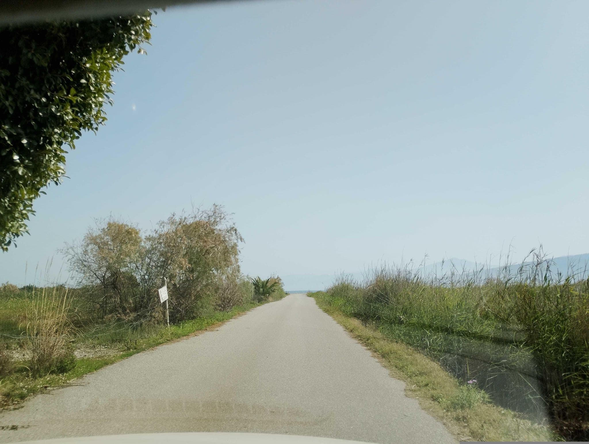 Street view near Κάβος Φωκίδος, Efpálio — © George_210 (CC BY-SA · Mapillary)