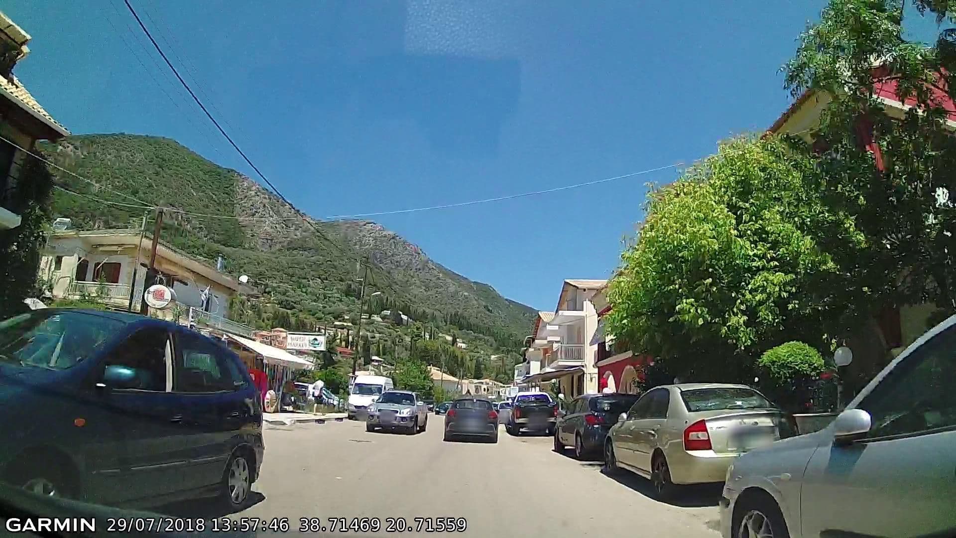 Street view near Sundy's Studios, Nidhríon — © pppetros (CC BY-SA · Mapillary)