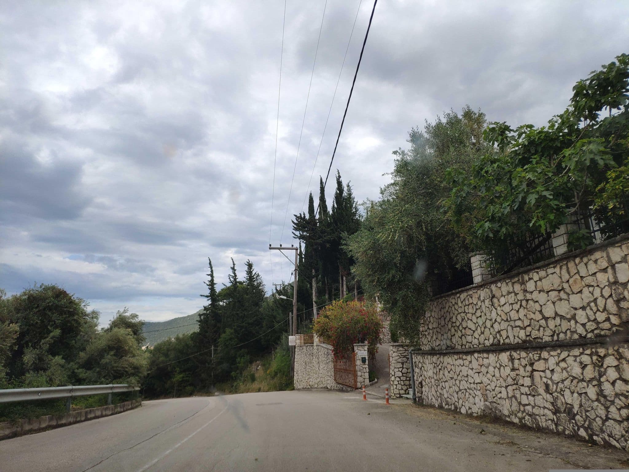 Street view near Evridiki Villas, Lefkáda — © pppetros (CC BY-SA · Mapillary)