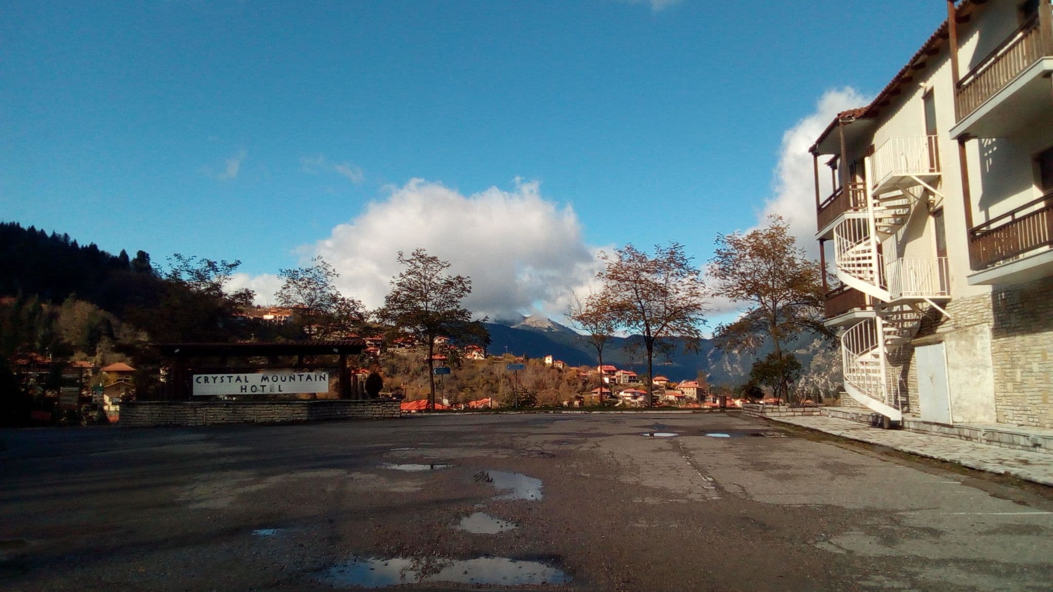 Street view near hotel krystal anw xwra, Efpálio — © nafpaktia (CC BY-SA · Mapillary)