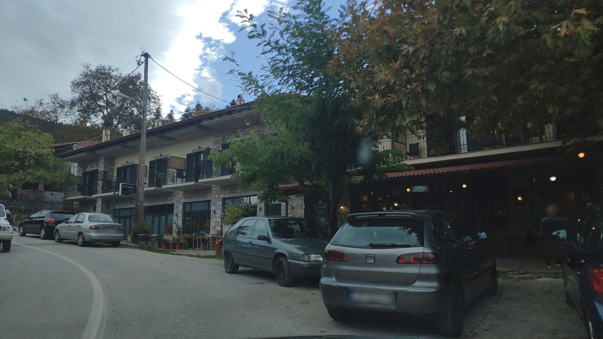 Street view near GuestHouse 'Εποχές', Graviá — © pppetros (CC BY-SA · Mapillary)
