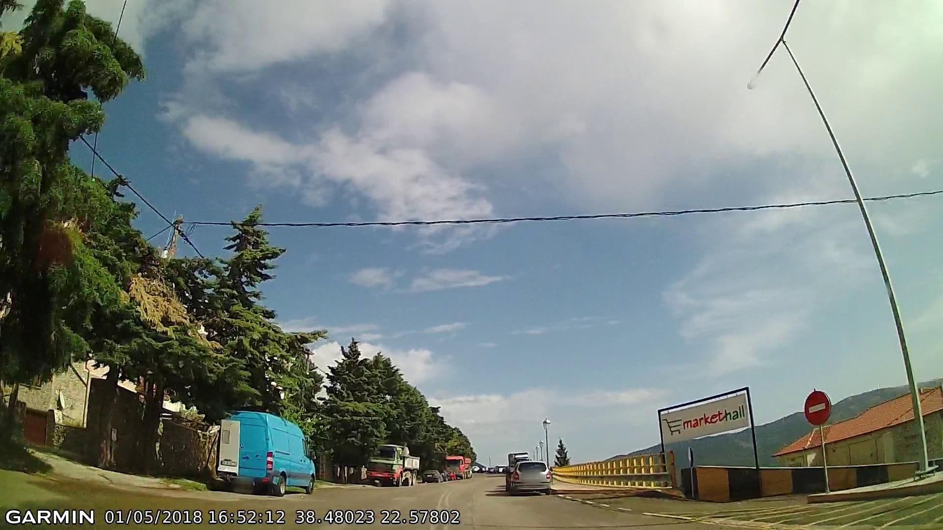 Street view near Likoria Hotel Arachova, Aráchova — © pppetros (CC BY-SA · Mapillary)
