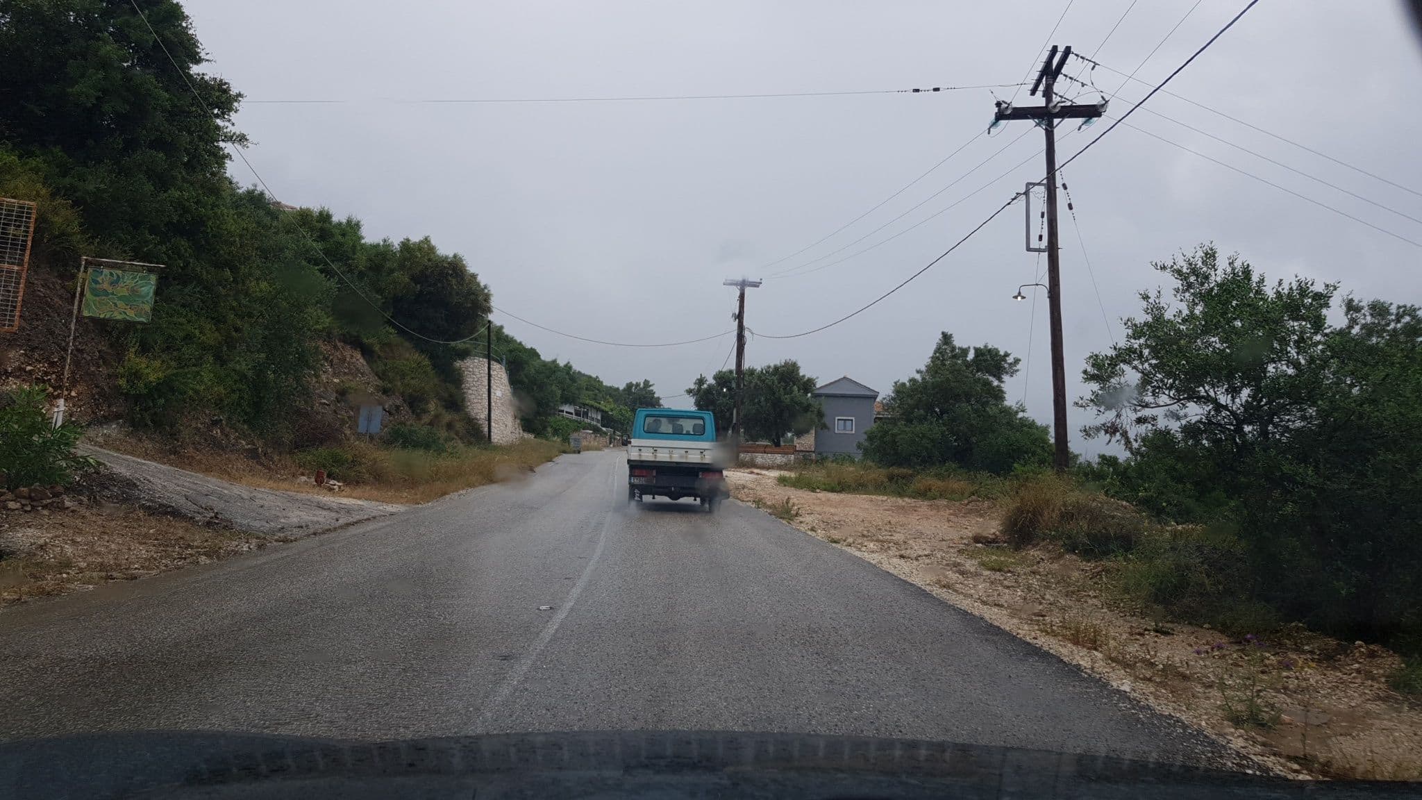 Street view near Hera's Garden, Nidhríon — © roadroid (CC BY-SA · Mapillary)