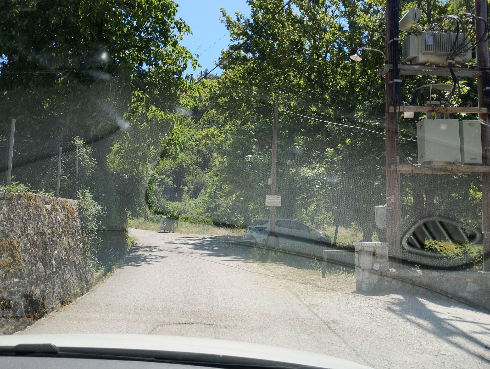 Street view near Zarouchla Inn, Evrostína — © George_210 (CC BY-SA · Mapillary)