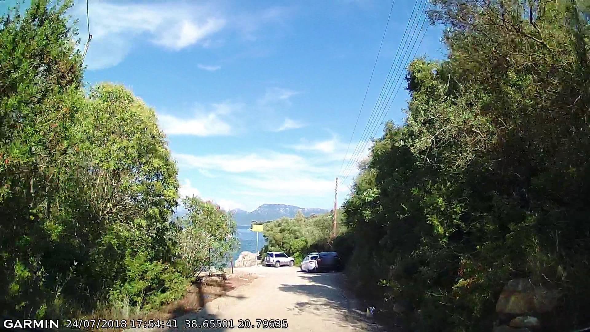 Street view near Paradise studios, Nidhríon — © pppetros (CC BY-SA · Mapillary)