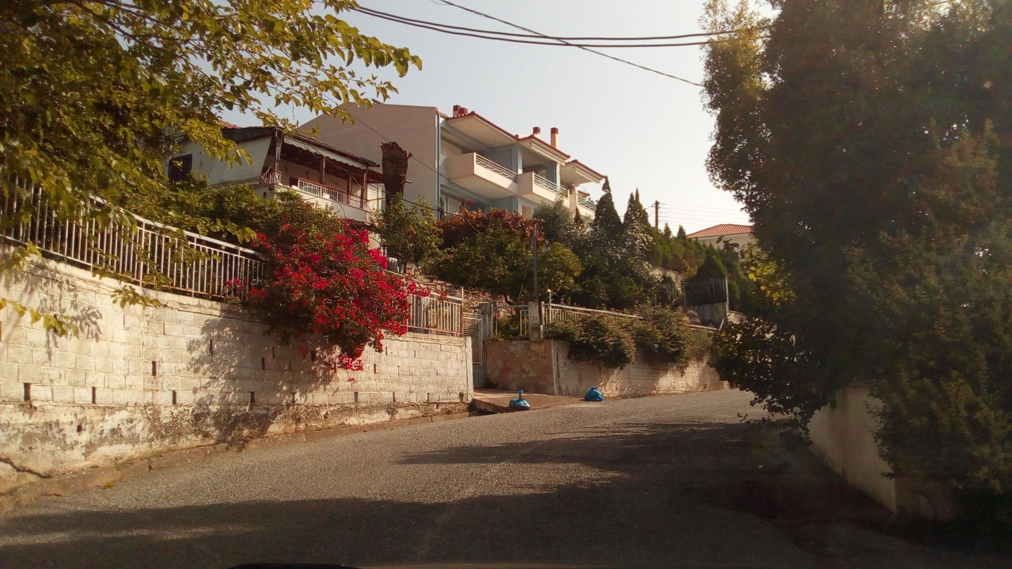 Street view near Avra Studios, Efpálio — © nafpaktia (CC BY-SA · Mapillary)