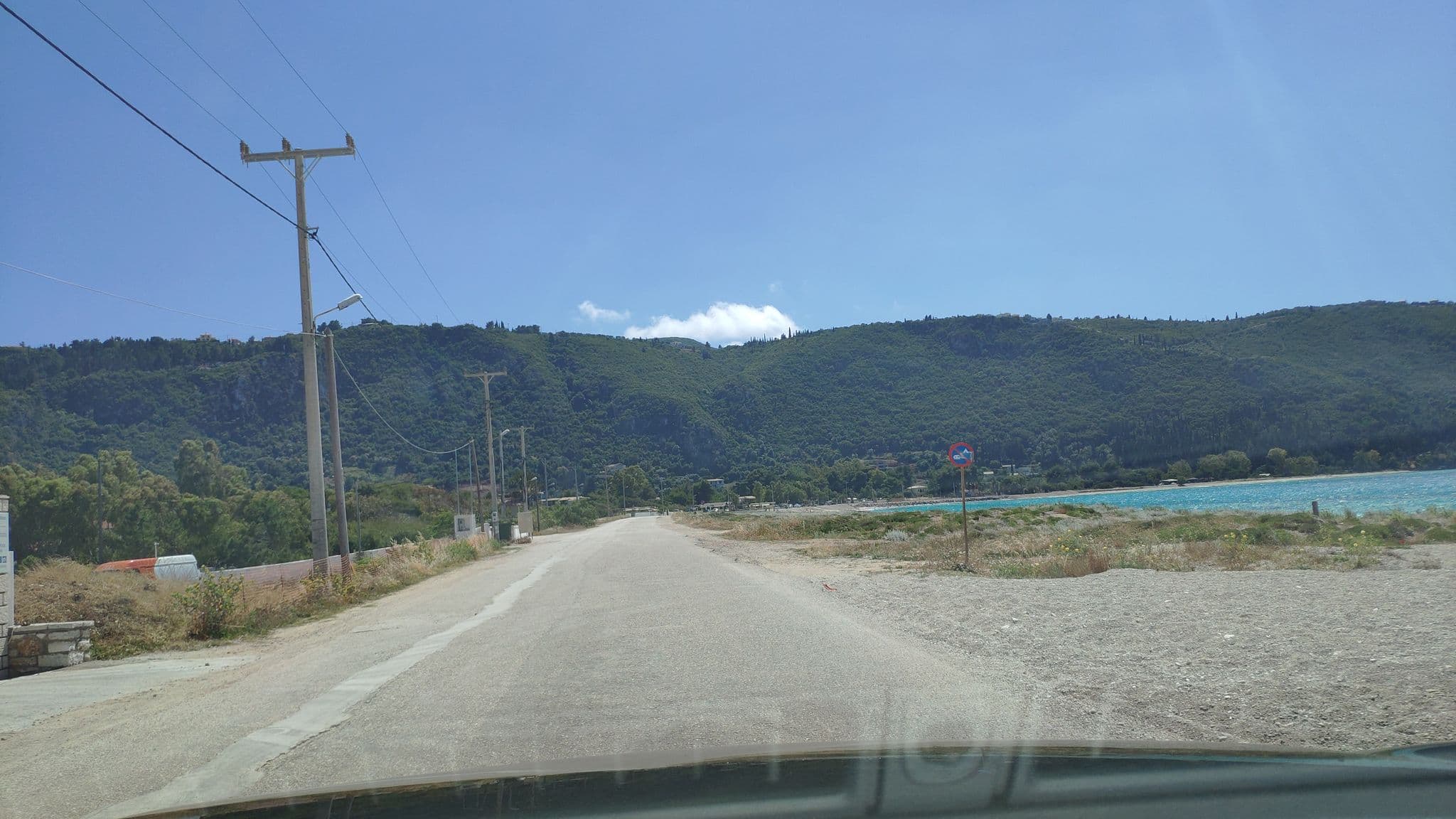 Street view near Room 101 - San Giovanni, Lefkáda — © pppetros (CC BY-SA · Mapillary)