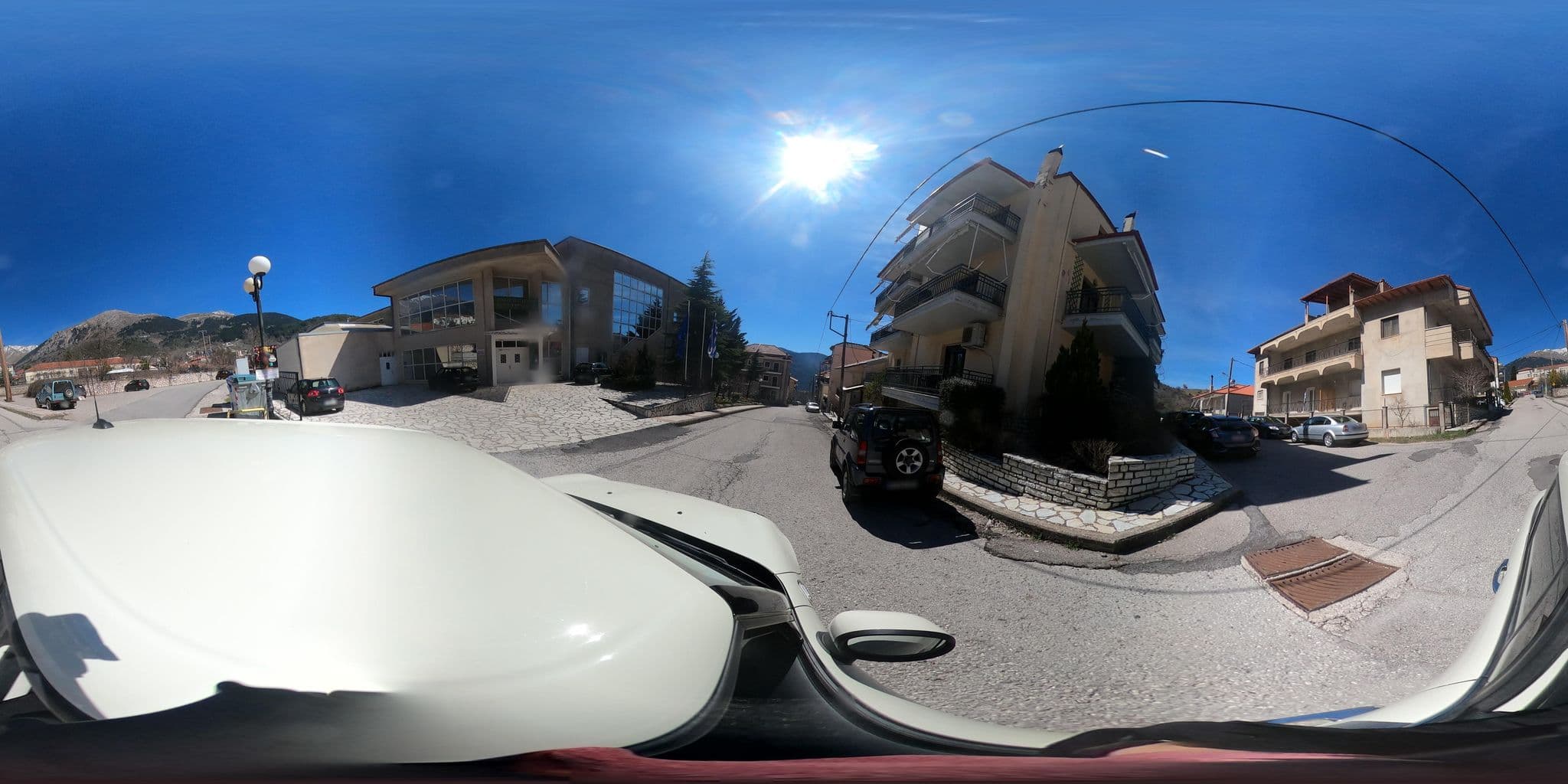 Street view near سانتوريني, Karpenísi — © efikour (CC BY-SA · Mapillary)