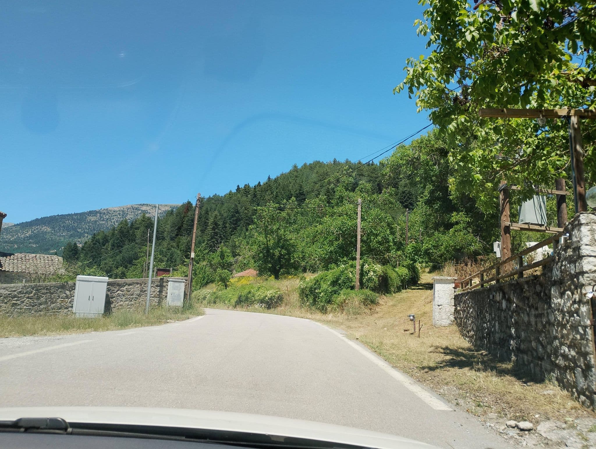 Street view near pyrgos zarouchlas, Evrostína — © George_210 (CC BY-SA · Mapillary)