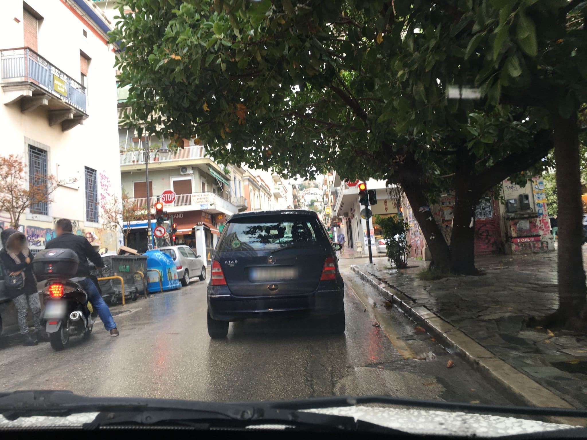 Street view near Atlanta Hotel, Pátra — © stpkyriakou (CC BY-SA · Mapillary)