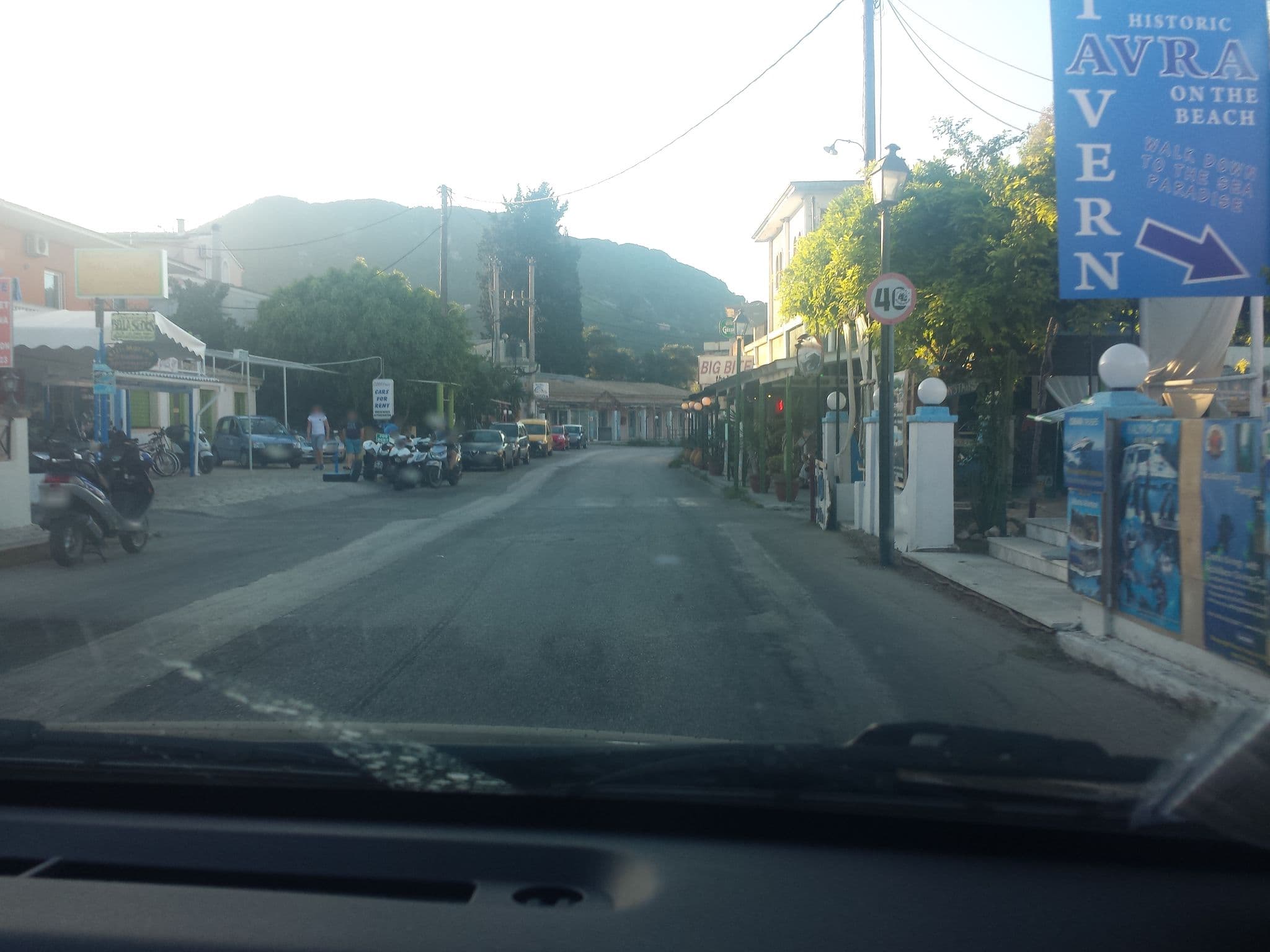 Street view near Magnolia Rooms, Kynopiástes — © fredrik (CC BY-SA · Mapillary)