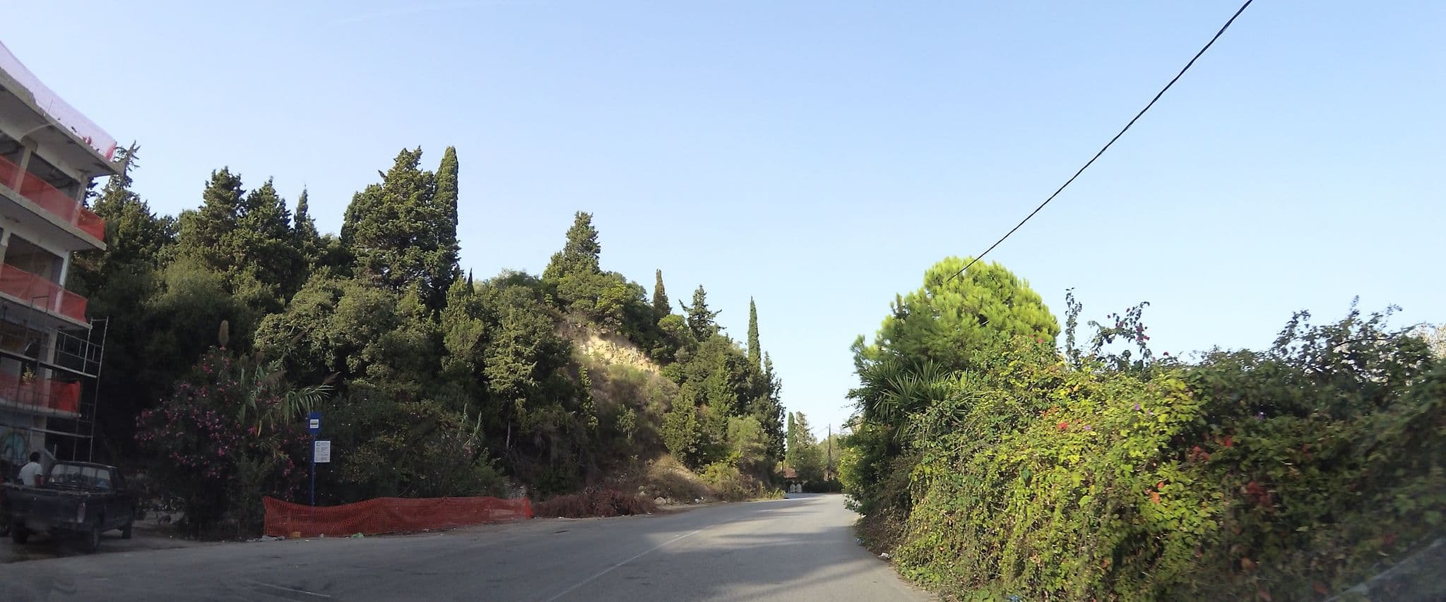 Street view near Eleals Beach Hotel, Kynopiástes — © teddy73 (CC BY-SA · Mapillary)