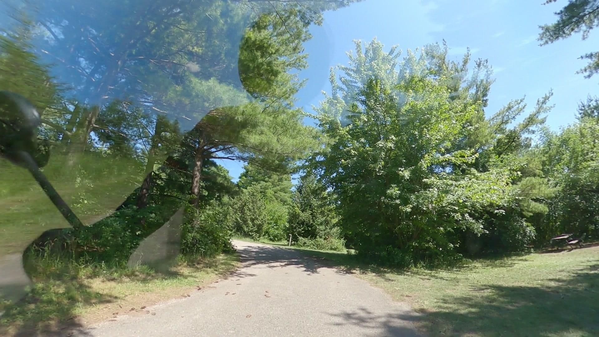 Street view near Guelph Lake Conservation Area, Guelph — © paralaxita (CC BY-SA · Mapillary)