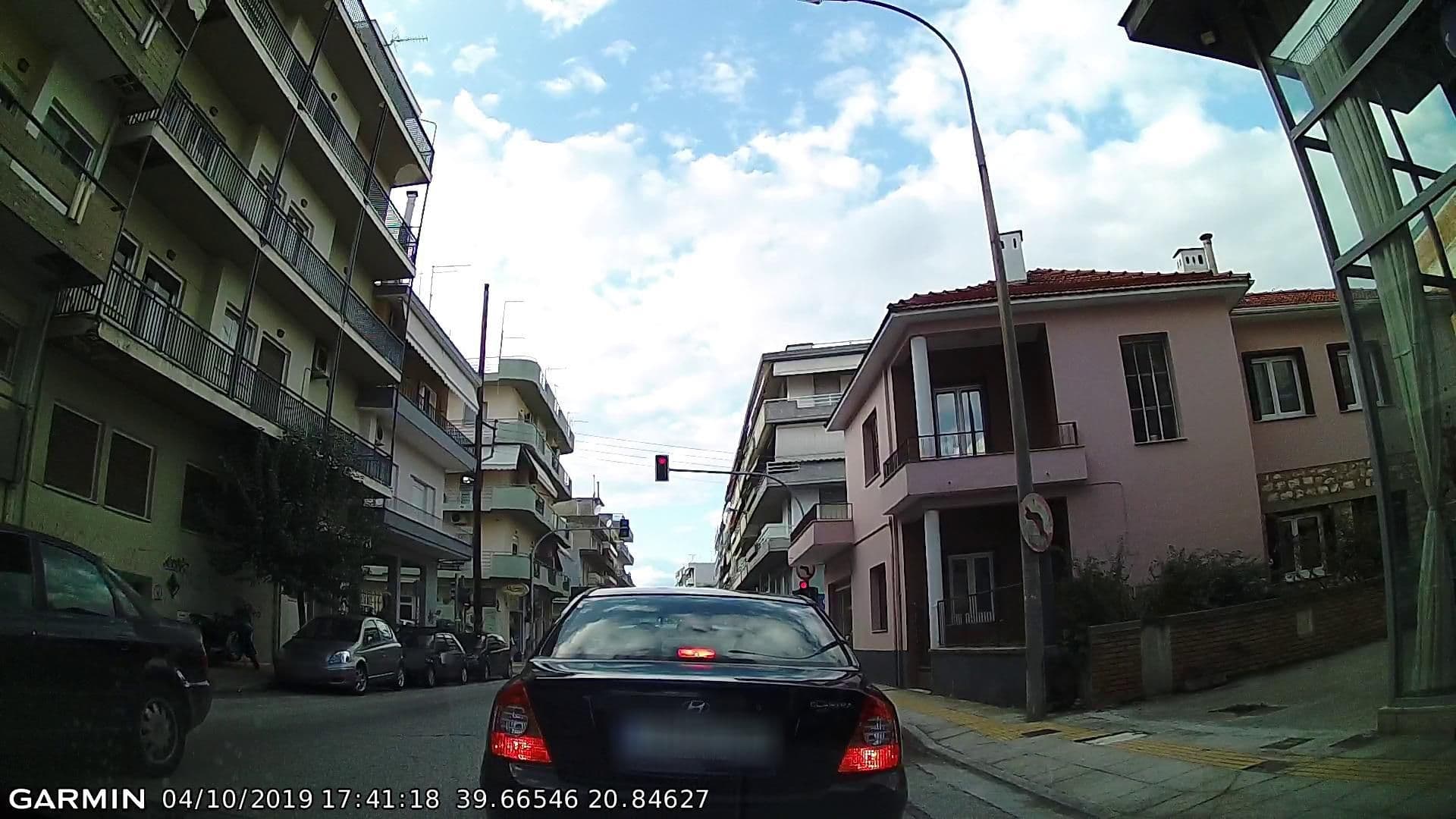 Street view near kaimaktsalan rest rooms, Ioánnina — © pppetros (CC BY-SA · Mapillary)
