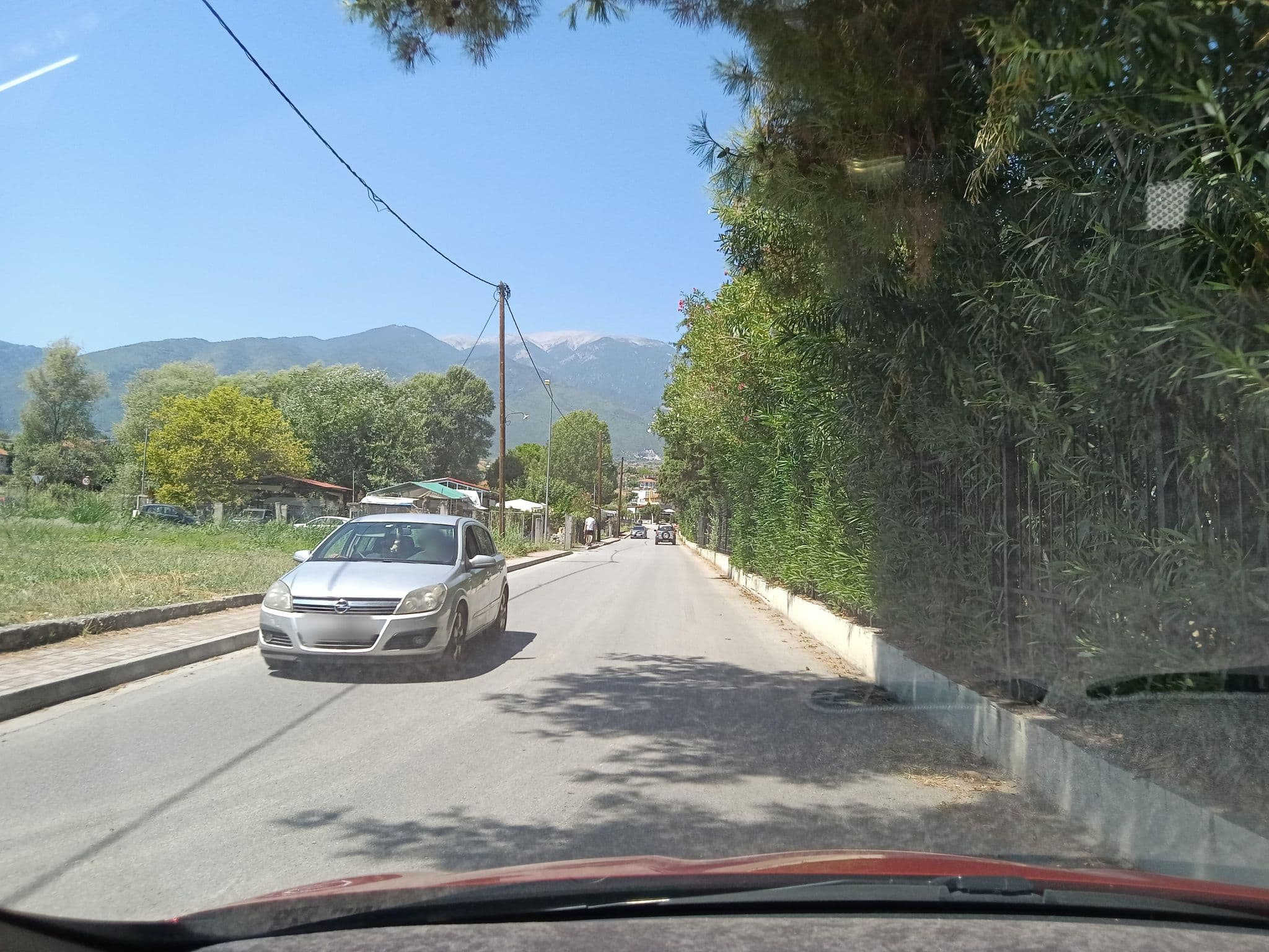 Street view near Room 613, Leptokaryá — © nglf (CC BY-SA · Mapillary)
