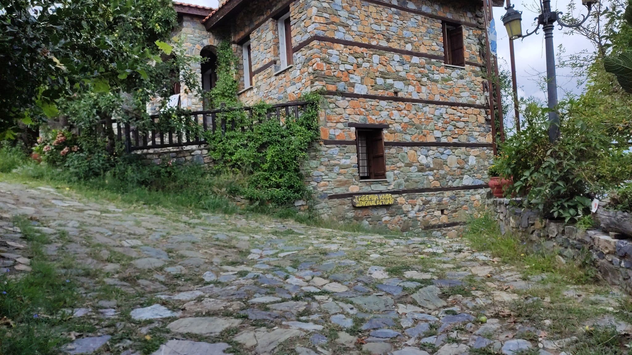 Street view near Αγνάντι, Aigáni — © dimitris_berry (CC BY-SA · Mapillary)