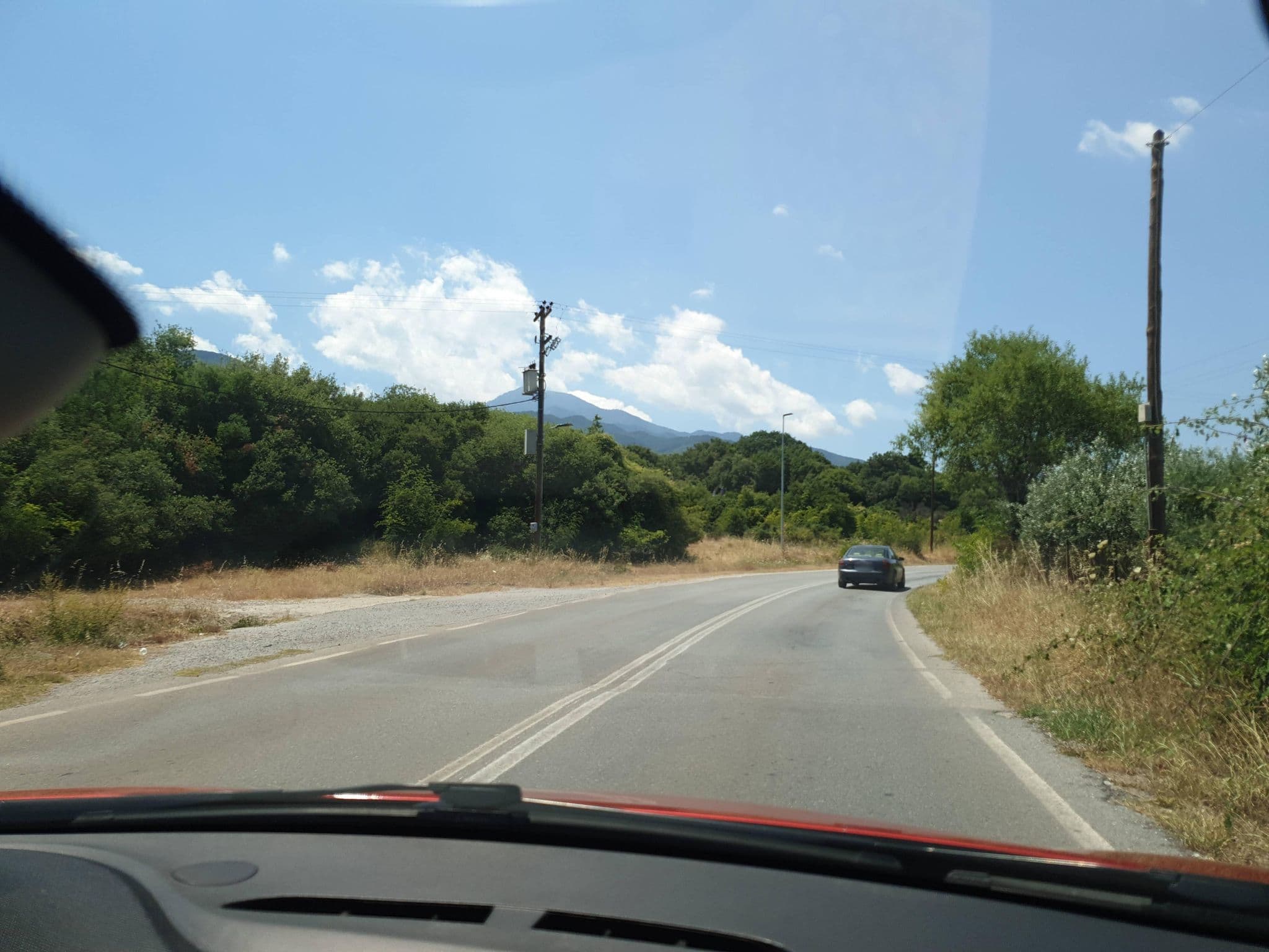 Street view near Park hotel, Litóchoro — © yannakis (CC BY-SA · Mapillary)