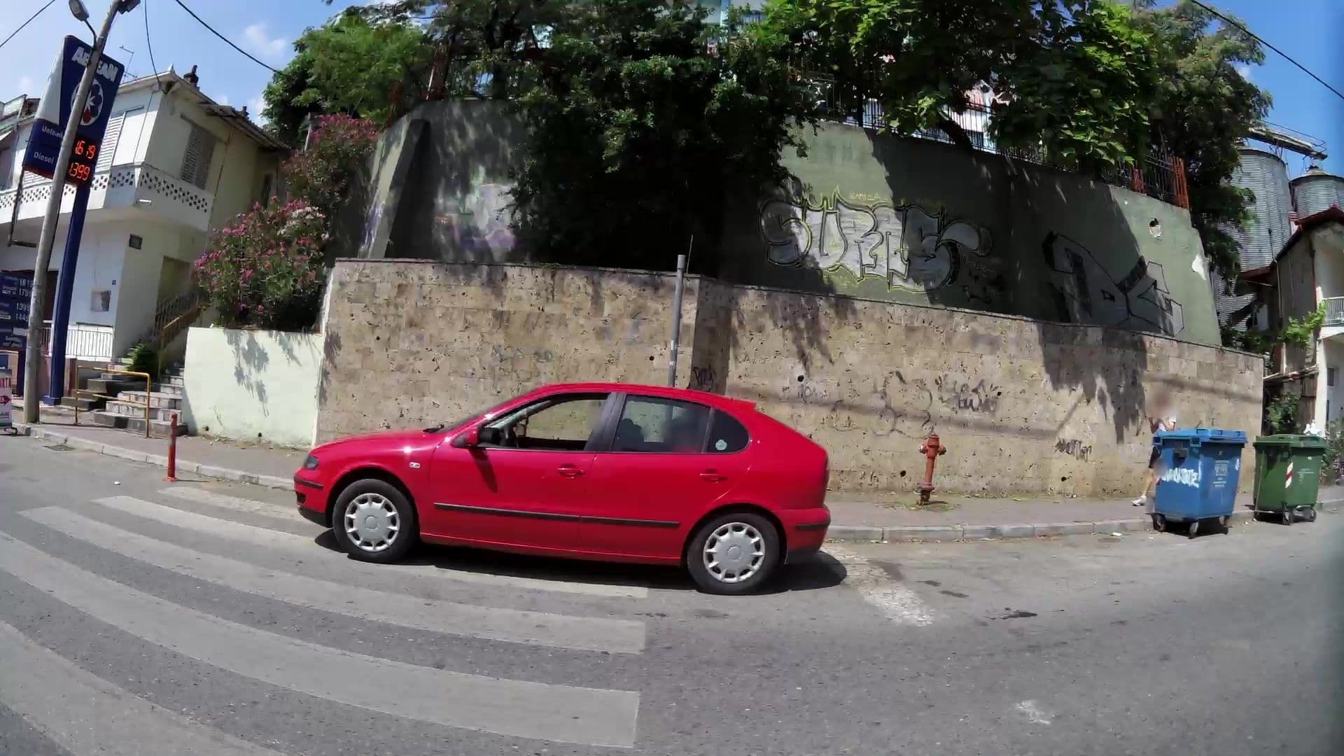 Street view near Hotel Veria - Μπελλα Αφοι Αξε, Véroia — © kaartcam (CC BY-SA · Mapillary)
